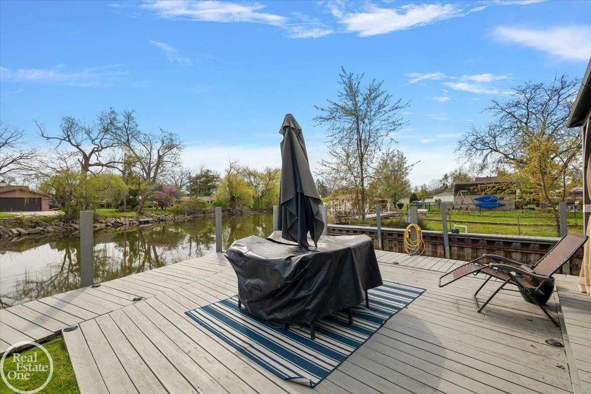 39684 Shoreline Drive, MI — Photo 18