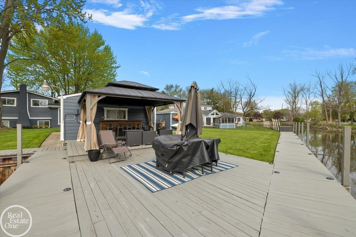 39684 Shoreline Drive, MI — Photo 20