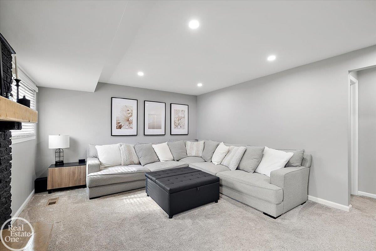 39684 Shoreline Drive, MI — Photo 39