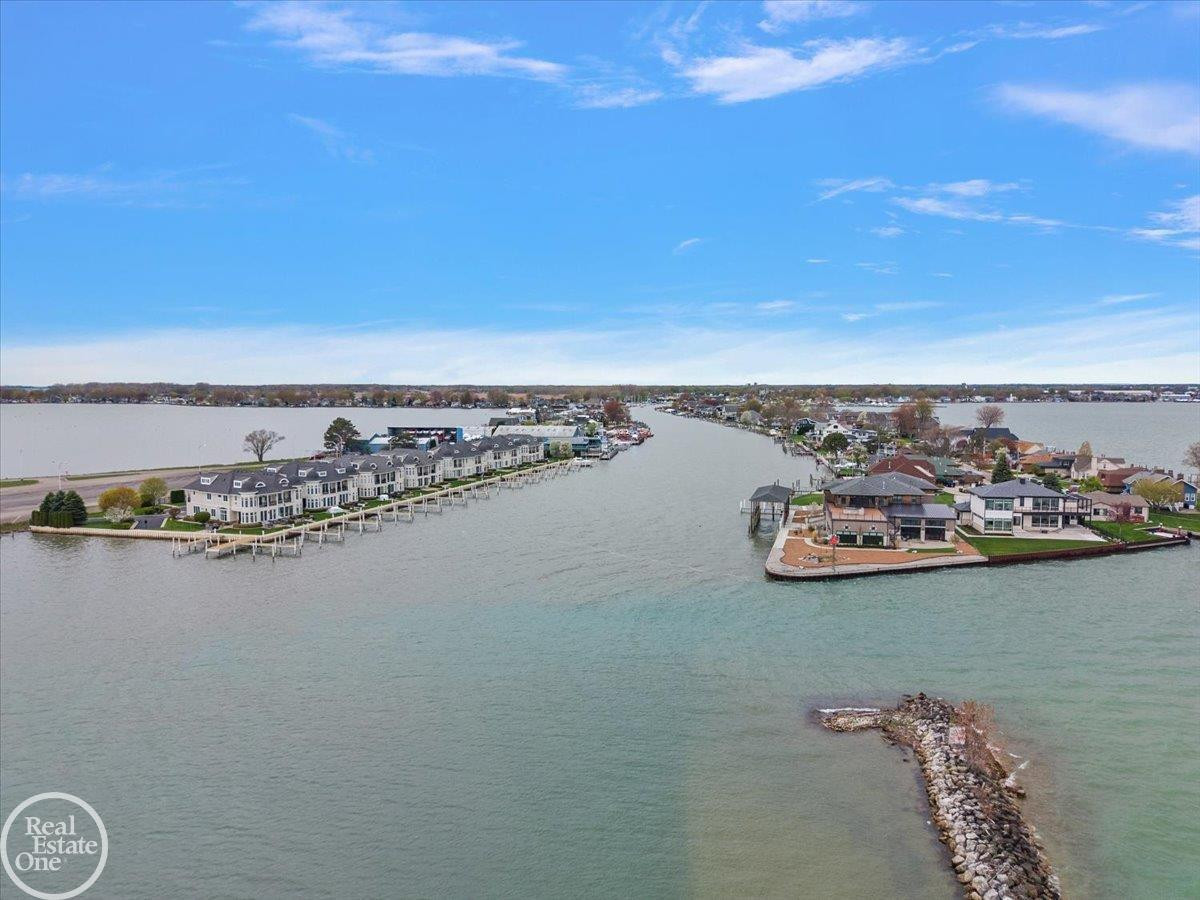 39684 Shoreline Drive, MI — Photo 63