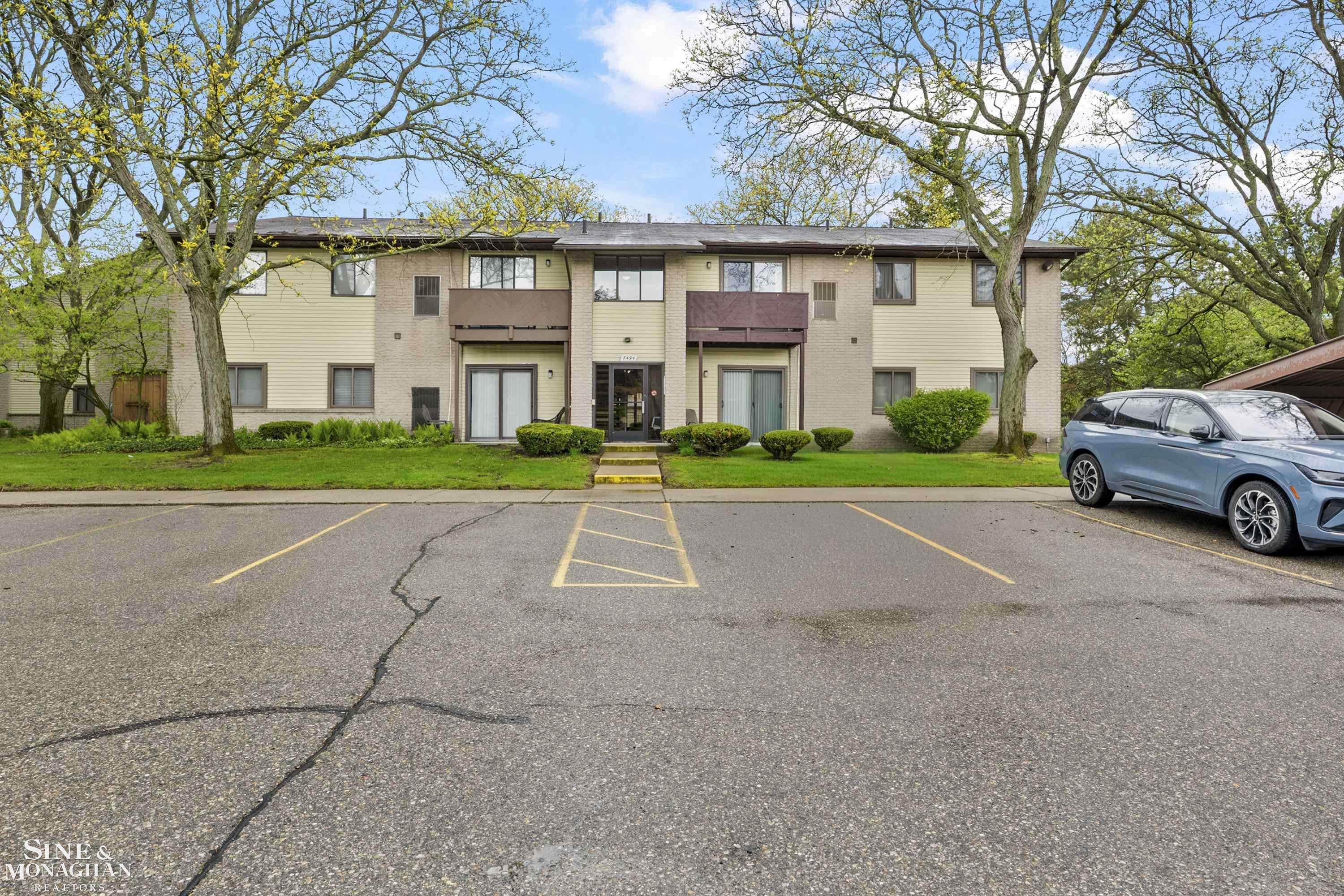 7494 Manor Circle, 103, Westland, MI — front exterior