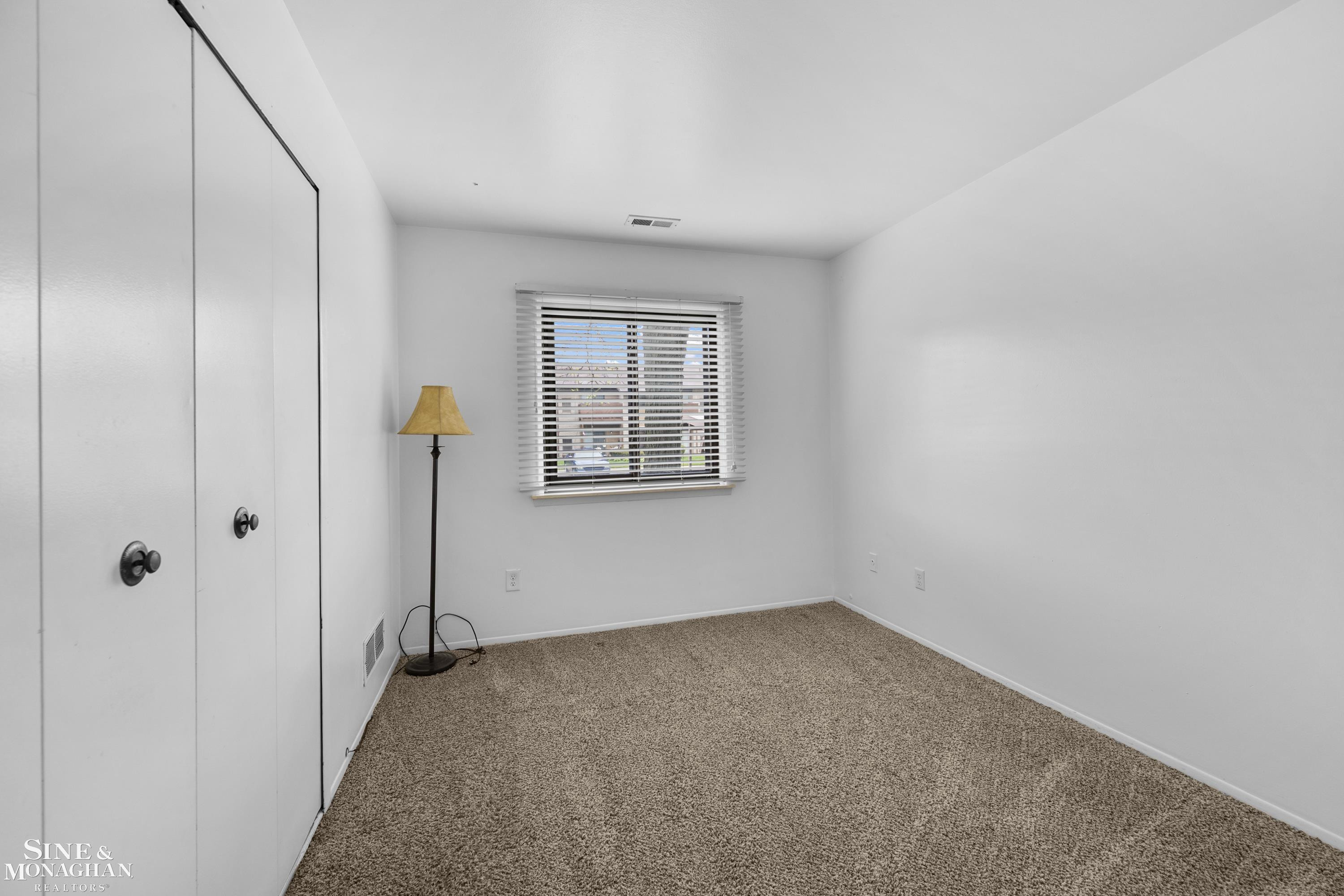 7494 Manor Circle, 103, Westland, MI — Photo 13
