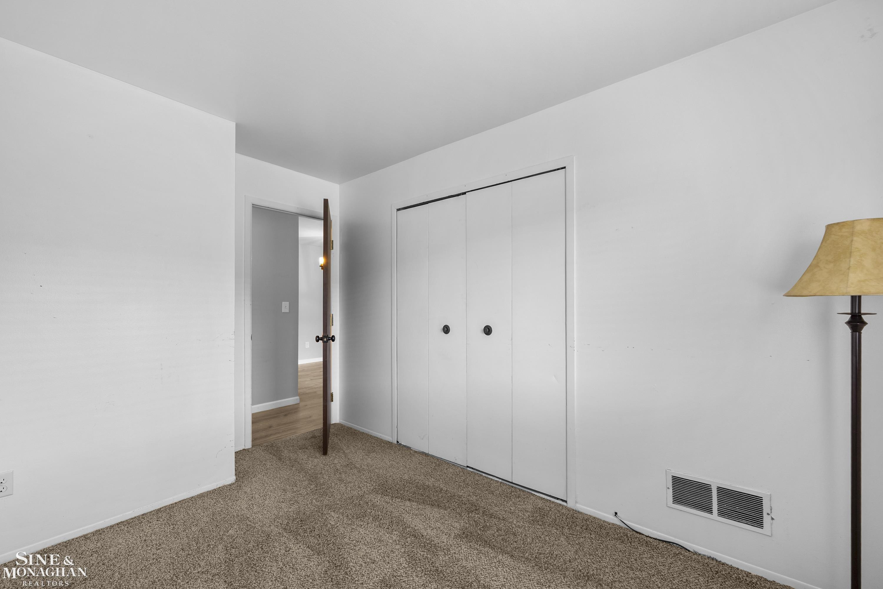 7494 Manor Circle, 103, Westland, MI — Photo 14