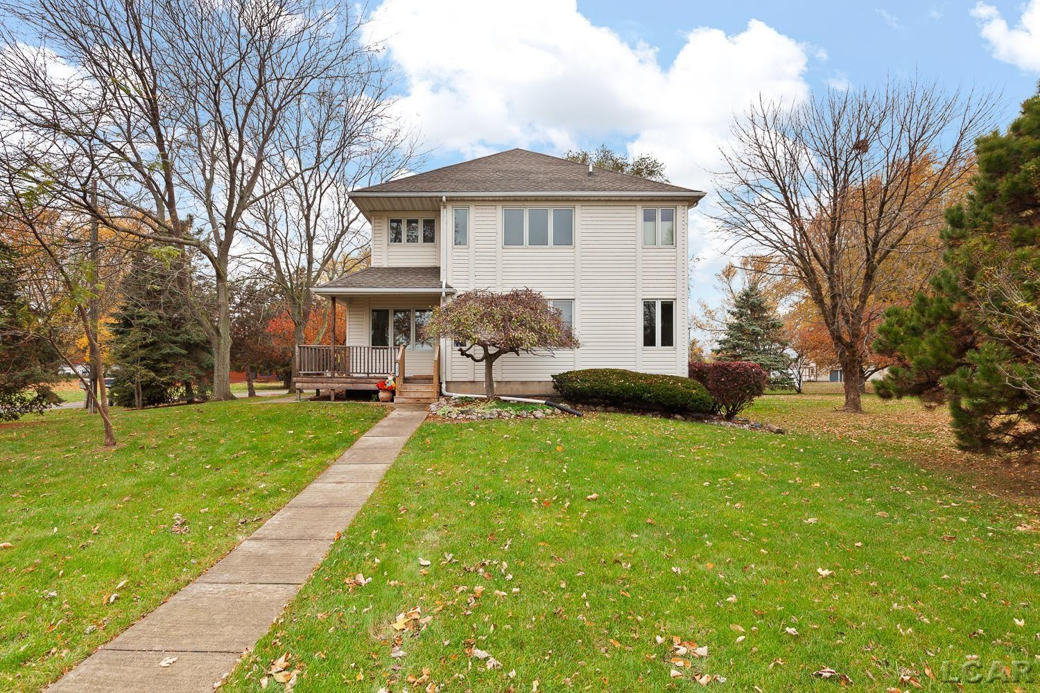 12301 Lakeshore Drive, La Salle, MI