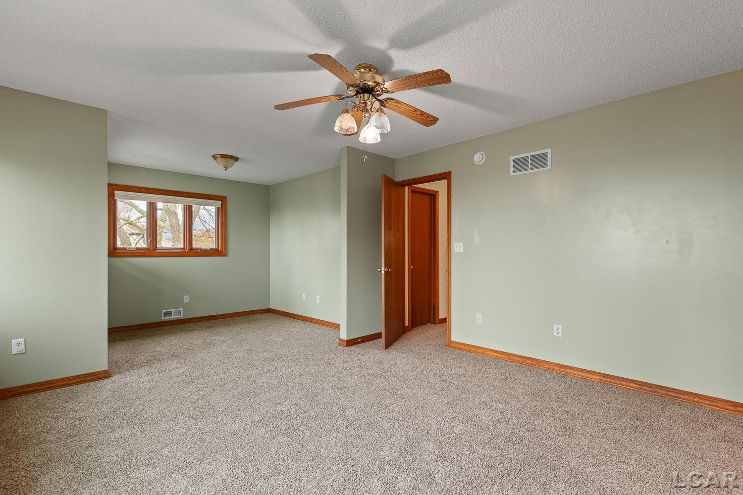 12301 Lakeshore Drive, La Salle, MI — Photo 13