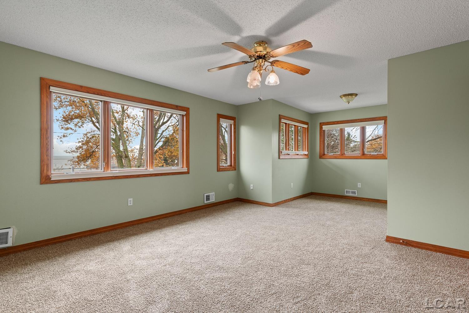 12301 Lakeshore Drive, La Salle, MI — Photo 14