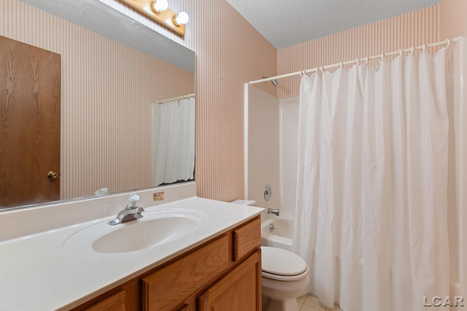 12301 Lakeshore Drive, La Salle, MI — Photo 21