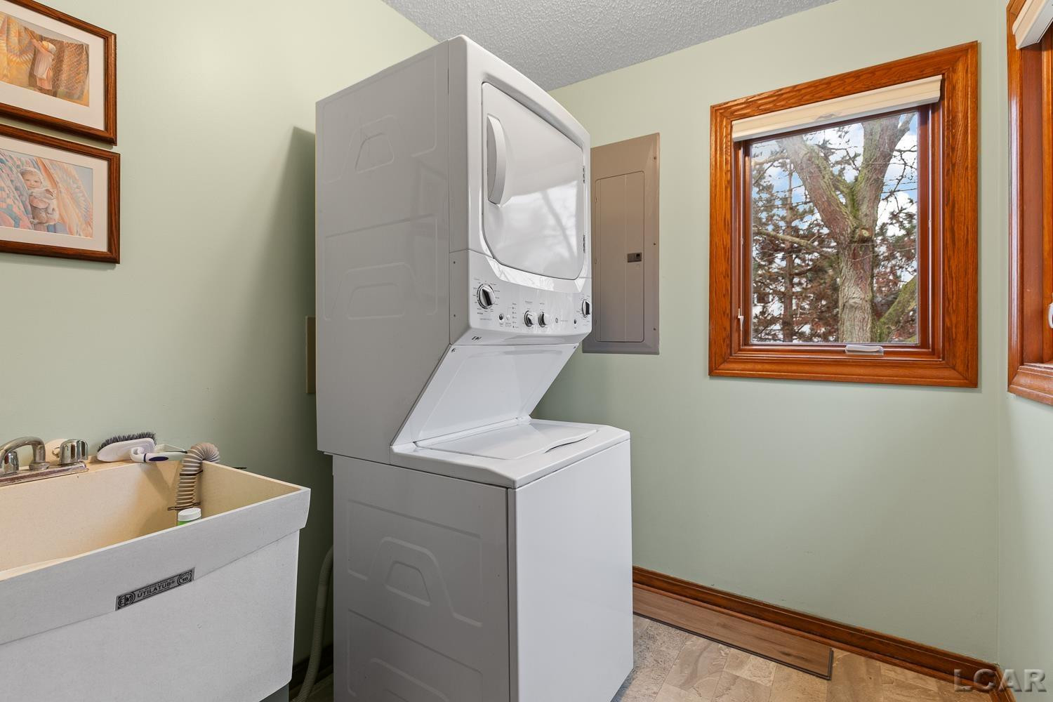 12301 Lakeshore Drive, La Salle, MI — Photo 22