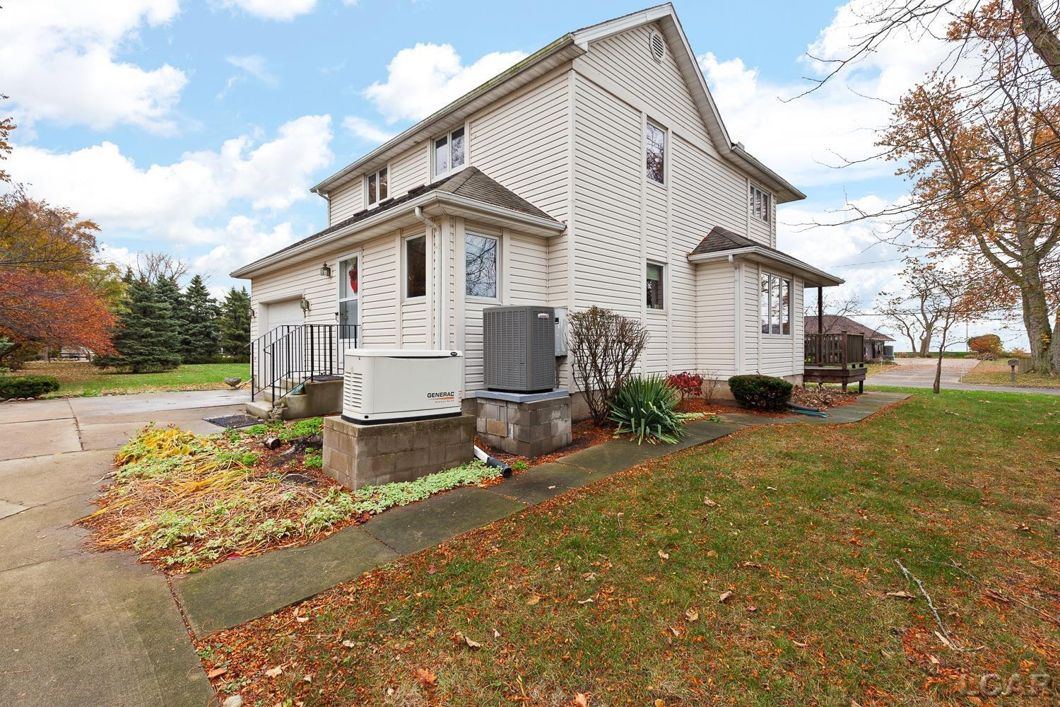 12301 Lakeshore Drive, La Salle, MI — Photo 30