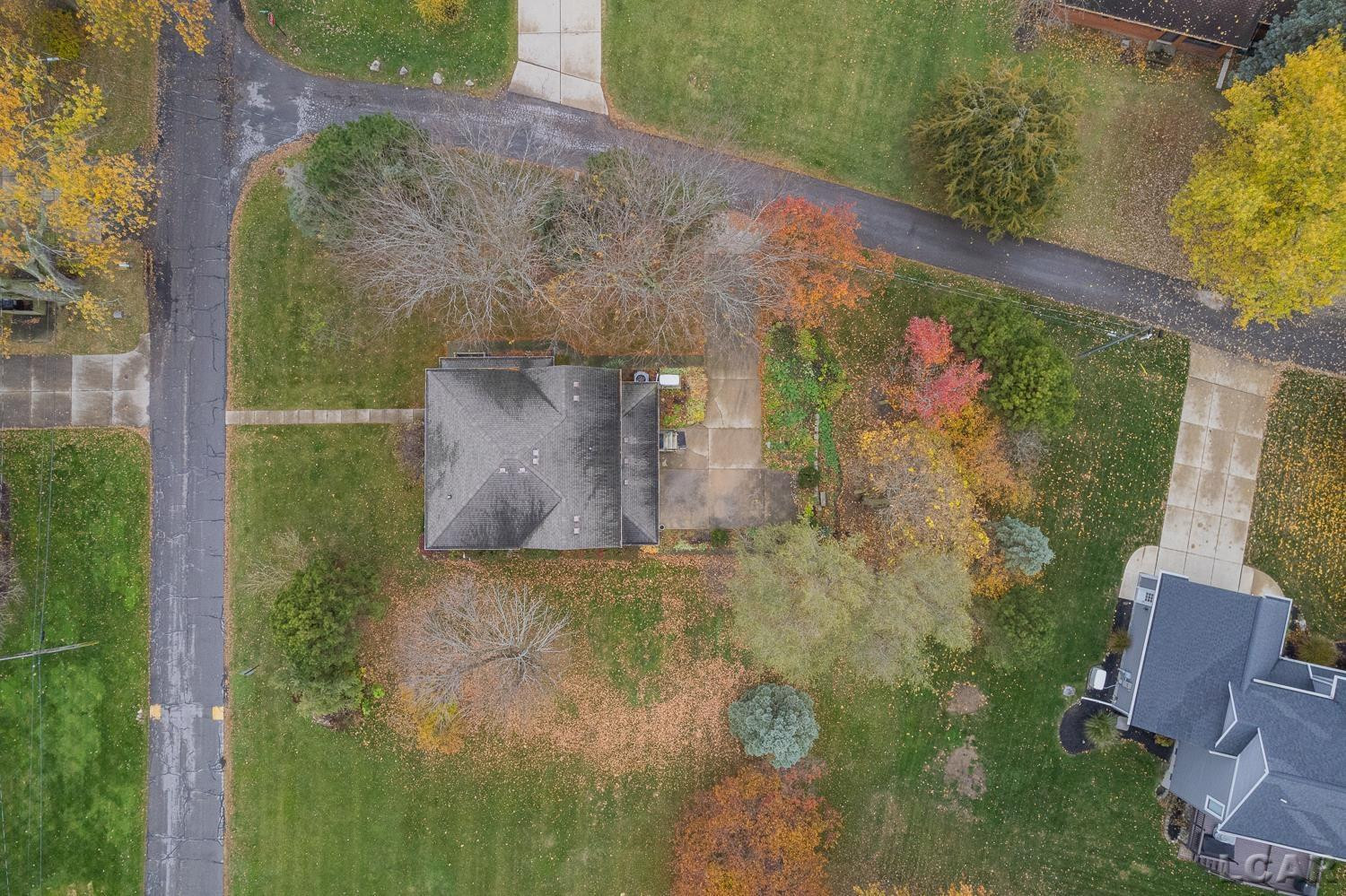 12301 Lakeshore Drive, La Salle, MI — Photo 46