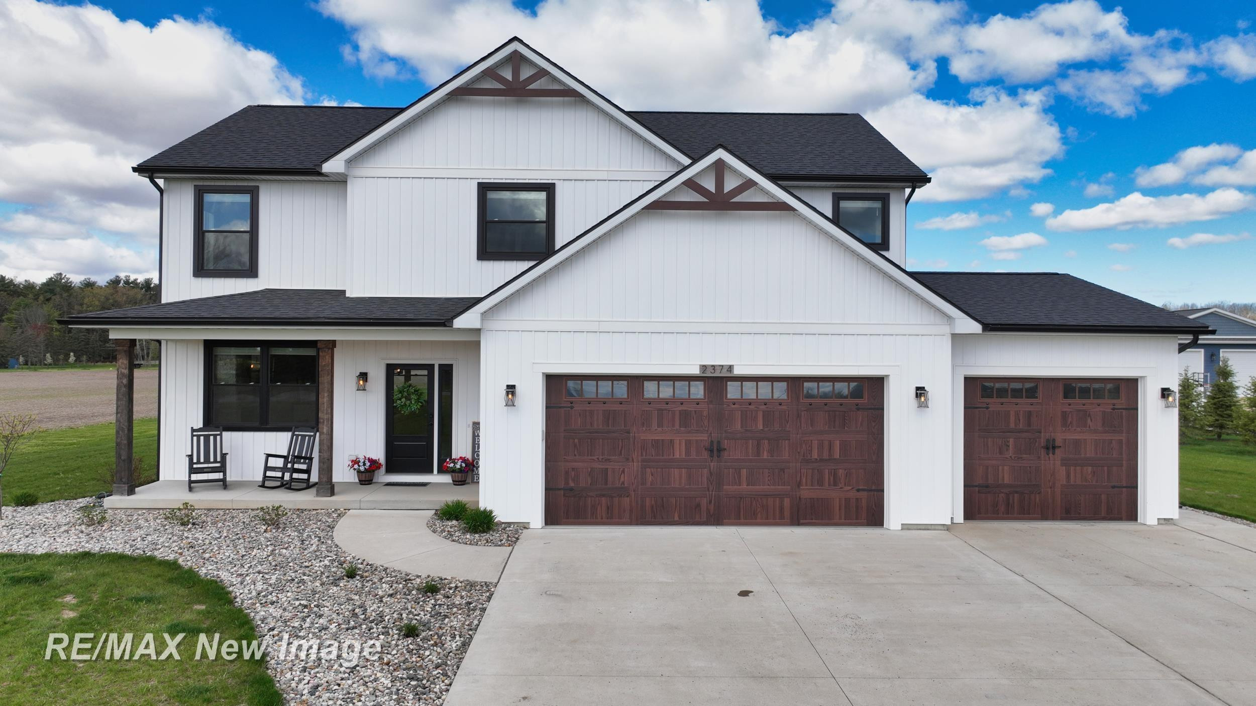 2374 S Thomas Road, Saginaw, MI 48609 — Photo 2