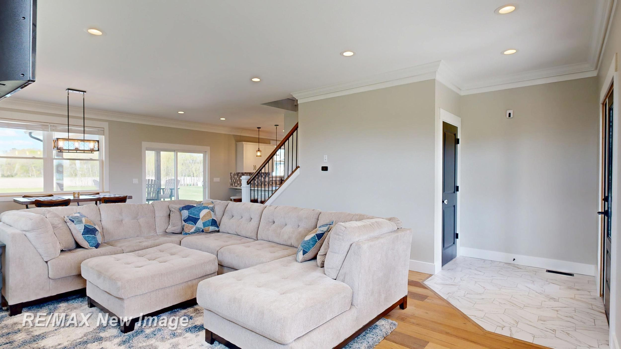 2374 S Thomas Road, Saginaw, MI 48609 — Photo 9