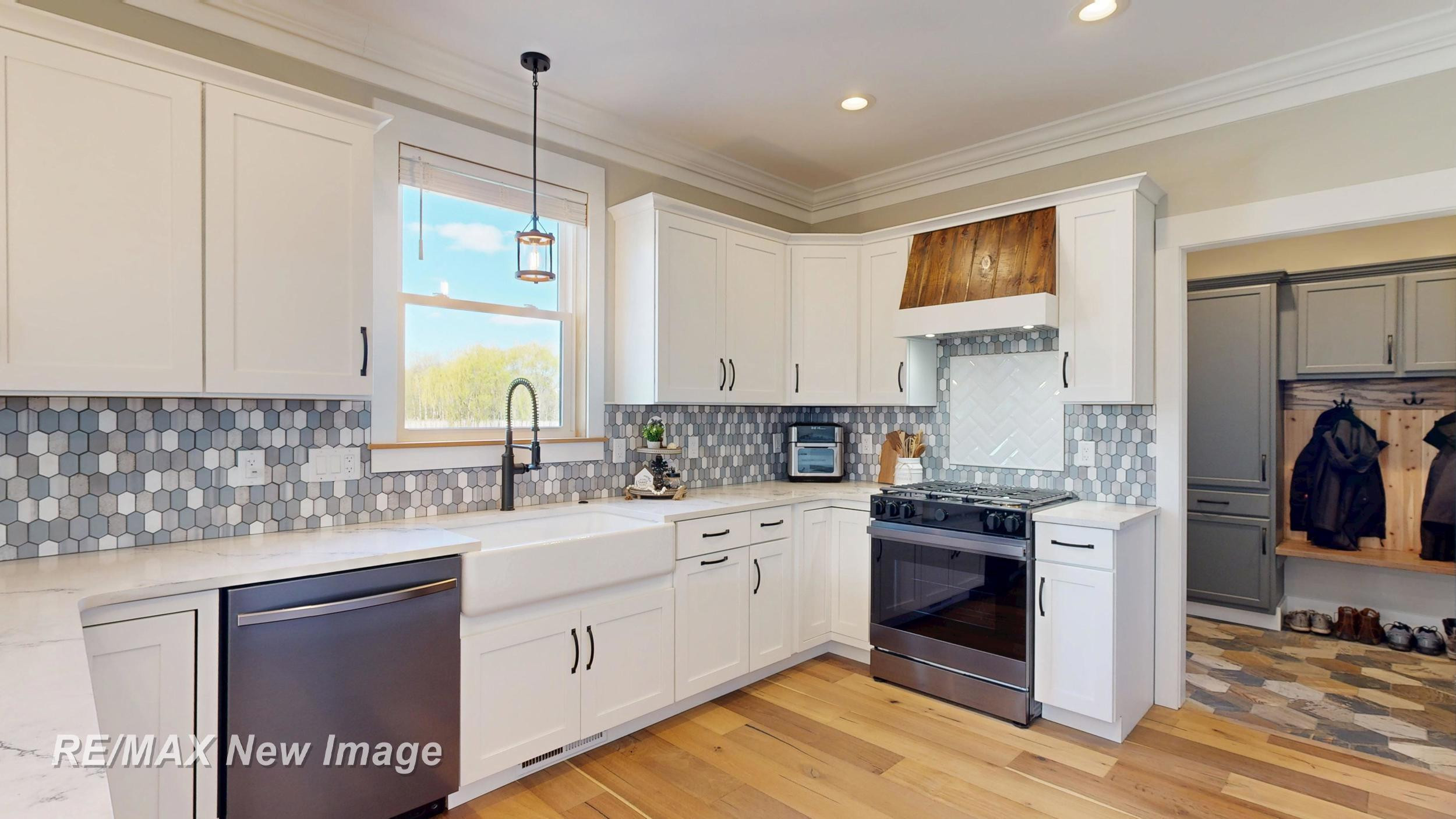 2374 S Thomas Road, Saginaw, MI 48609 — Photo 17