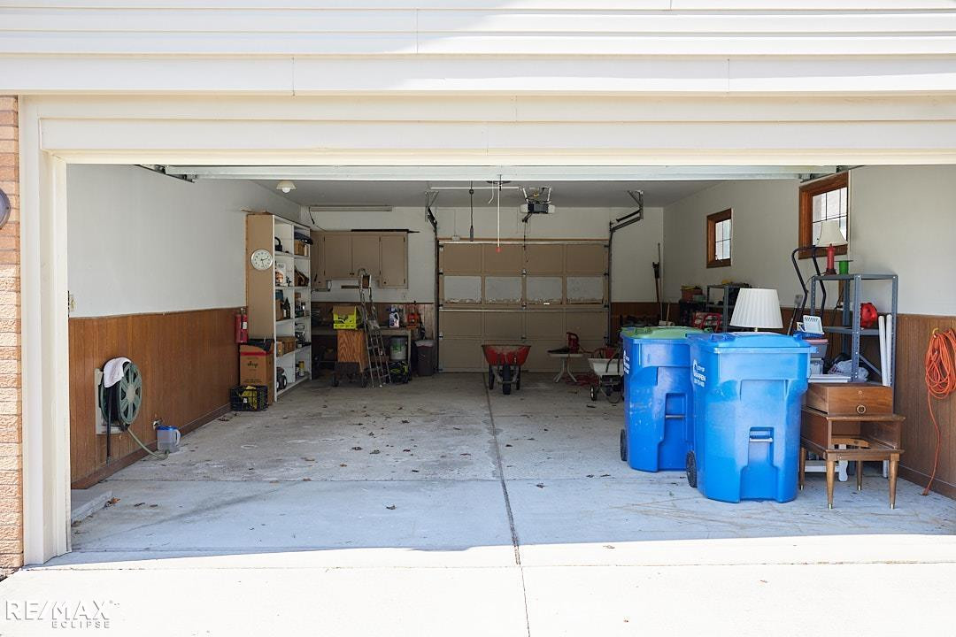 2557 Chicago Rd, Warren, MI 48092 — Photo 56