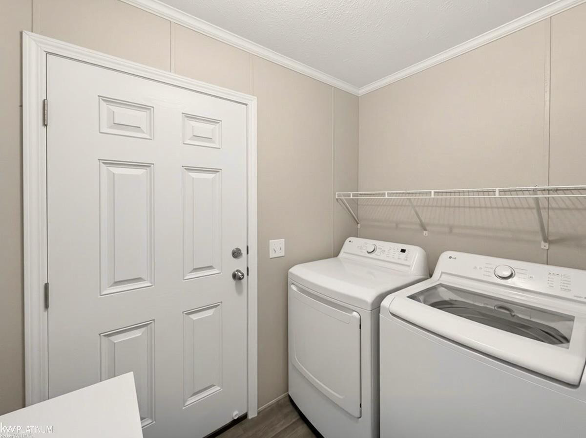 15995 Villaire Avenue, Clinton Twp, MI 48038 — Photo 16