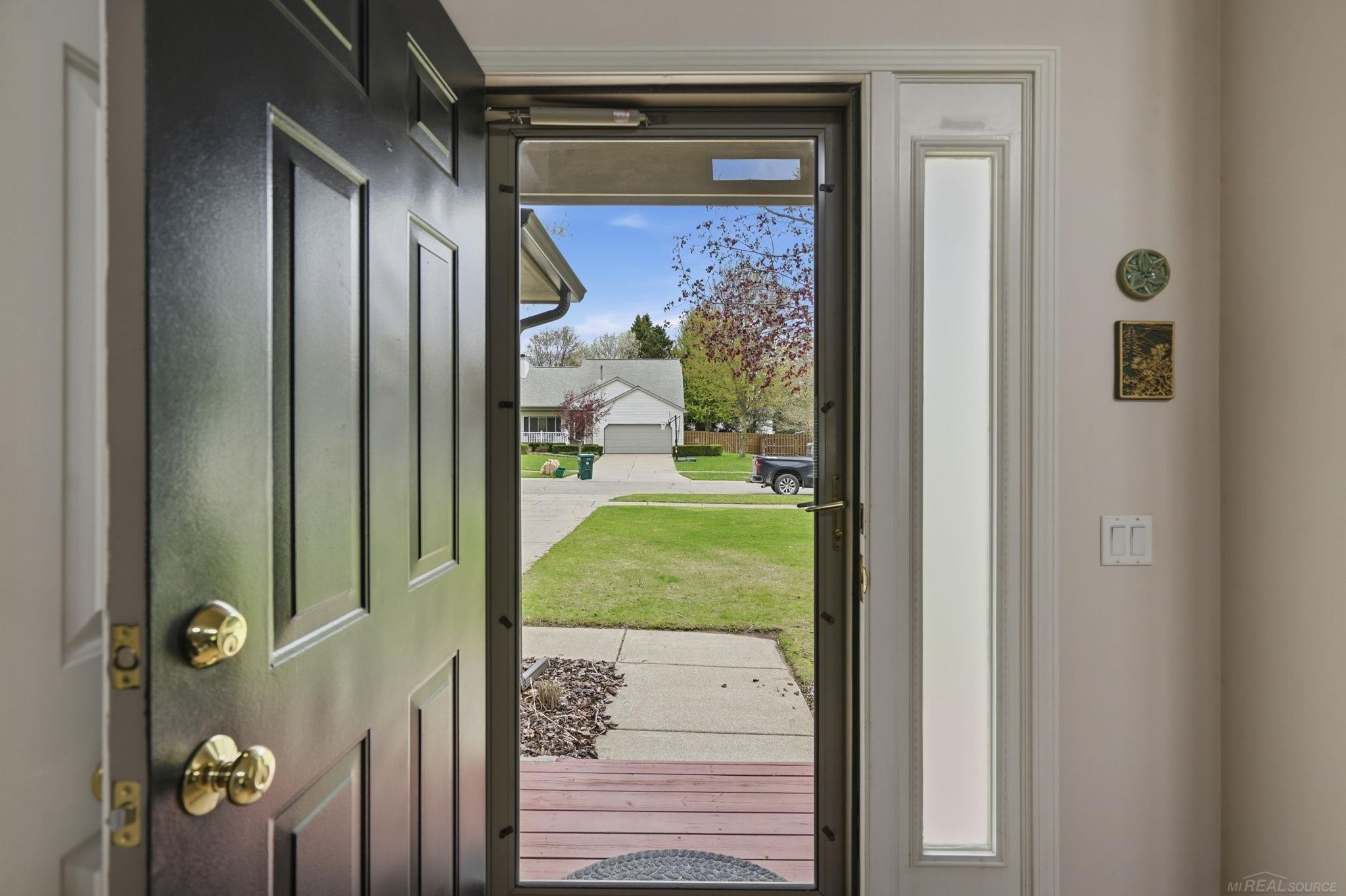 1048 Yale Drive, Oxford, MI 48371 — Photo 4
