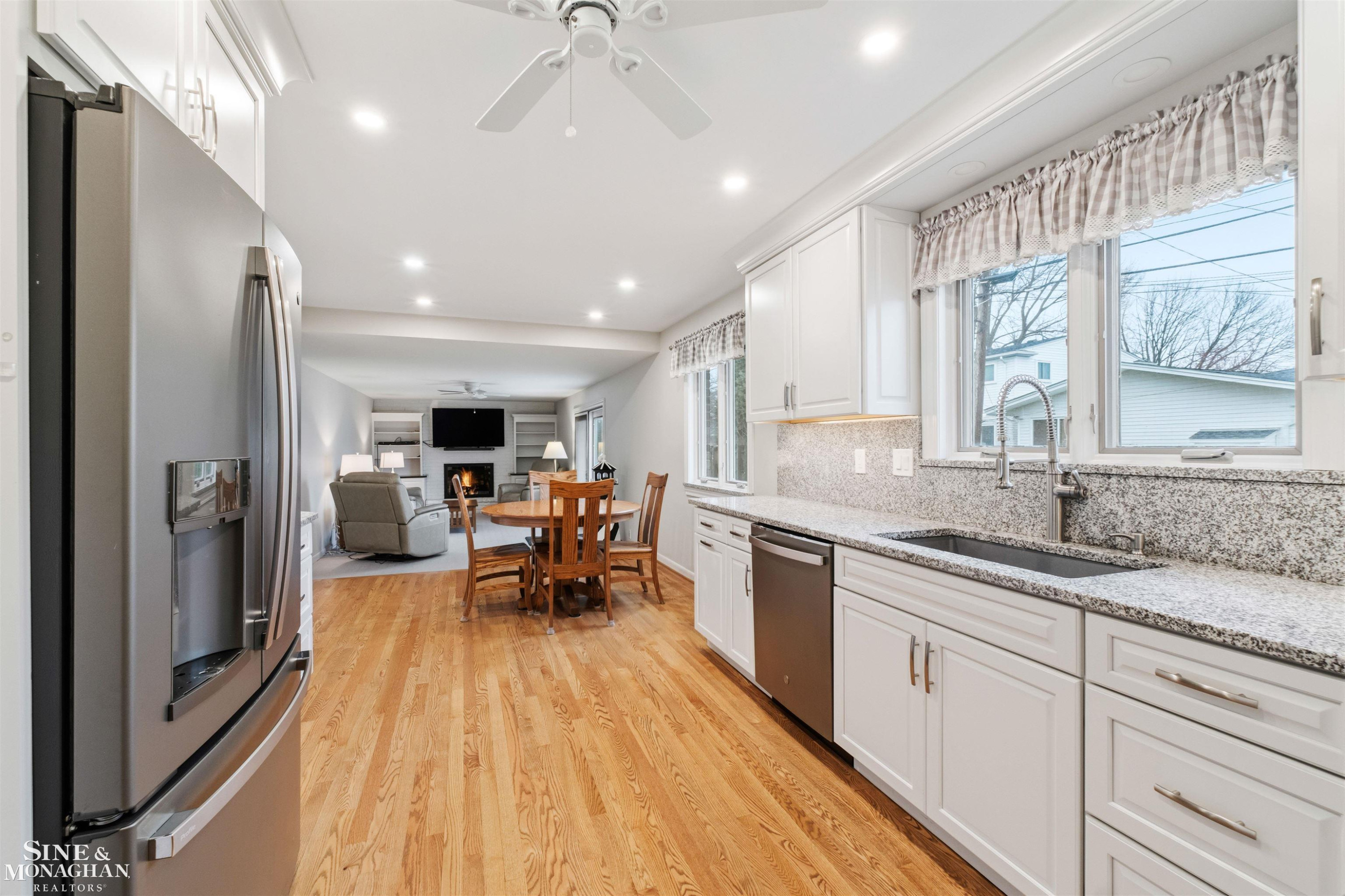 23275 N Rosedale Court, Saint Clair Shores, MI 48080 — Photo 9