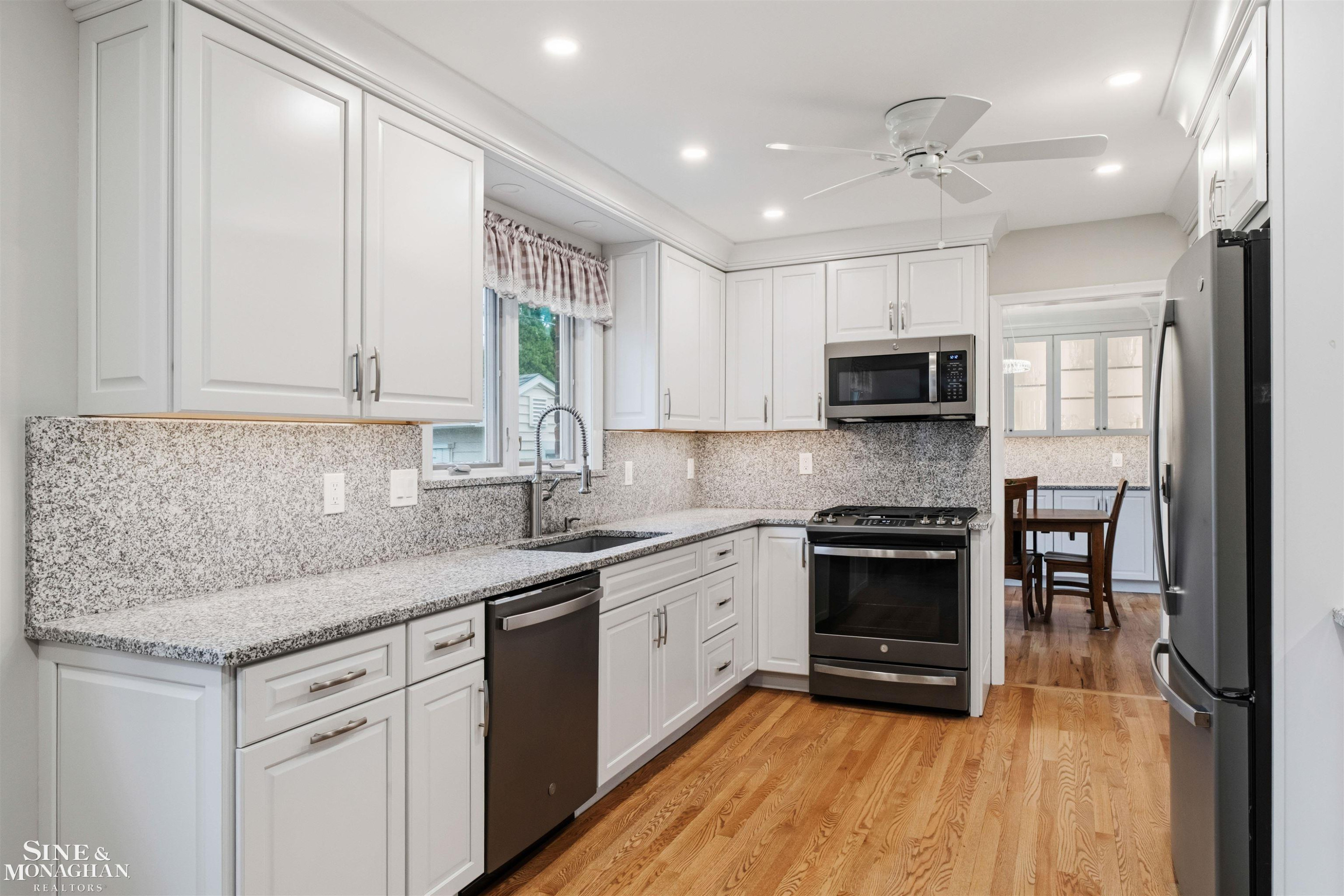 23275 N Rosedale Court, Saint Clair Shores, MI 48080 — Photo 15