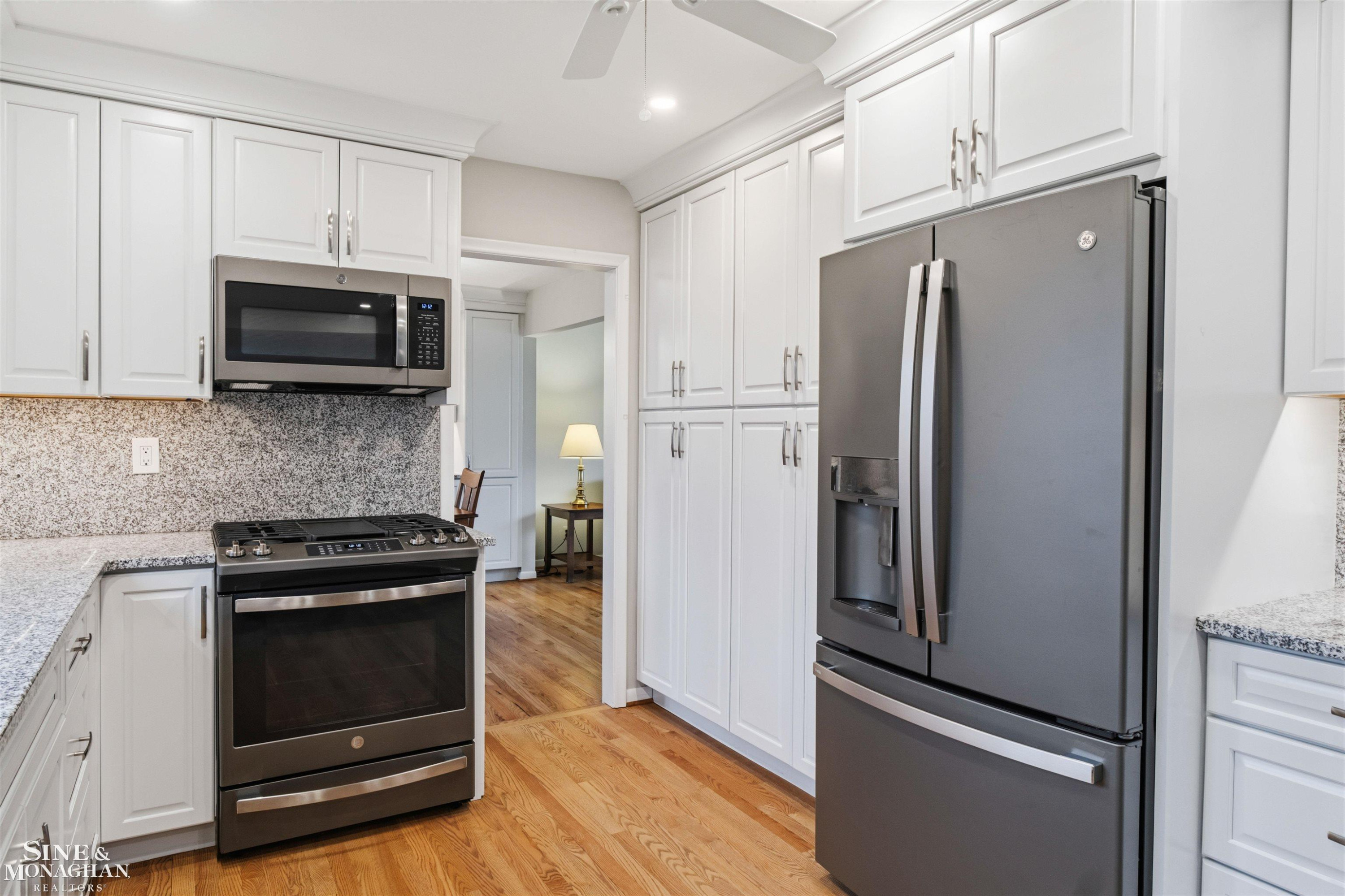 23275 N Rosedale Court, Saint Clair Shores, MI 48080 — Photo 16