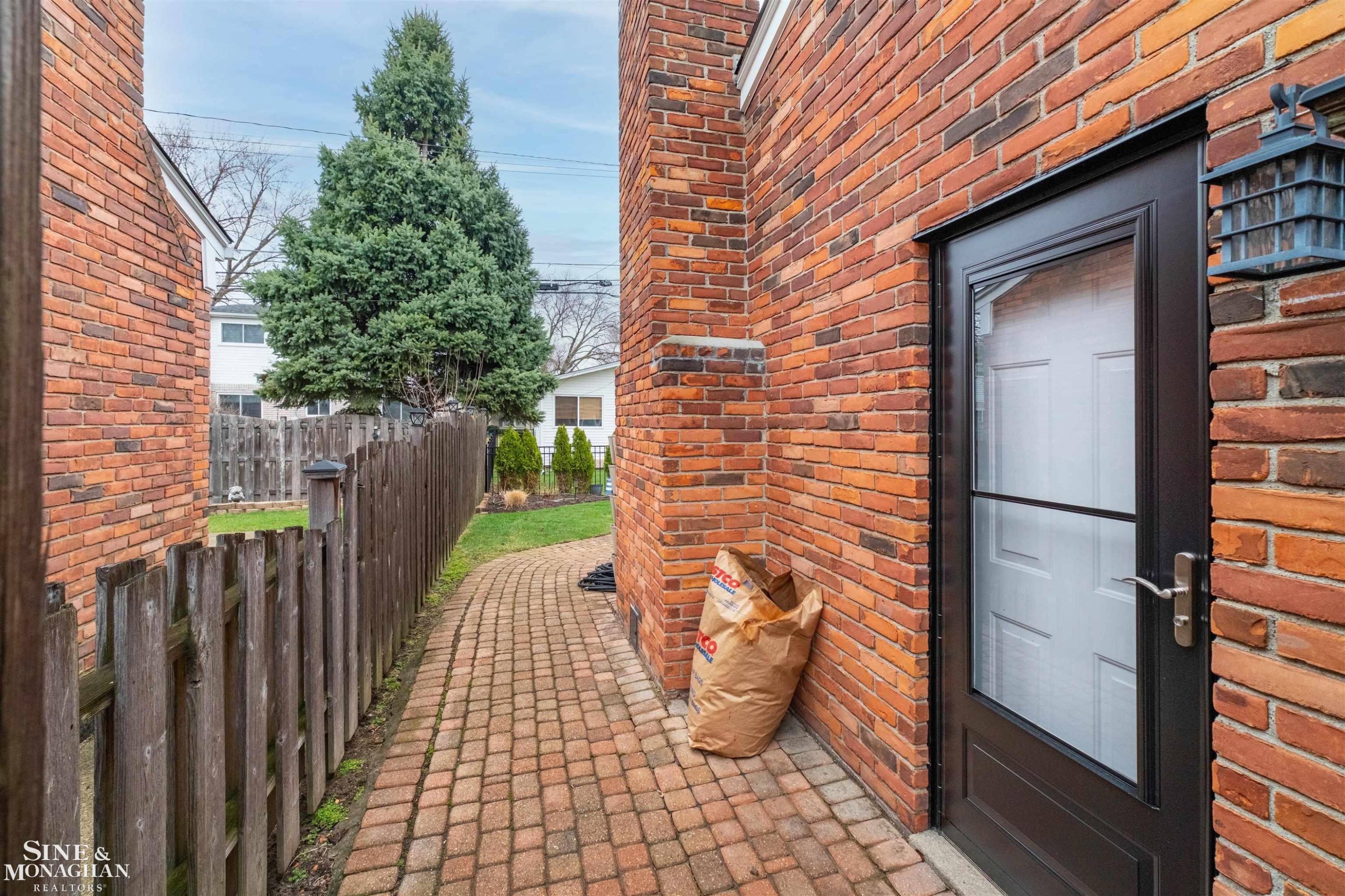 23275 N Rosedale Court, Saint Clair Shores, MI 48080 — Photo 35