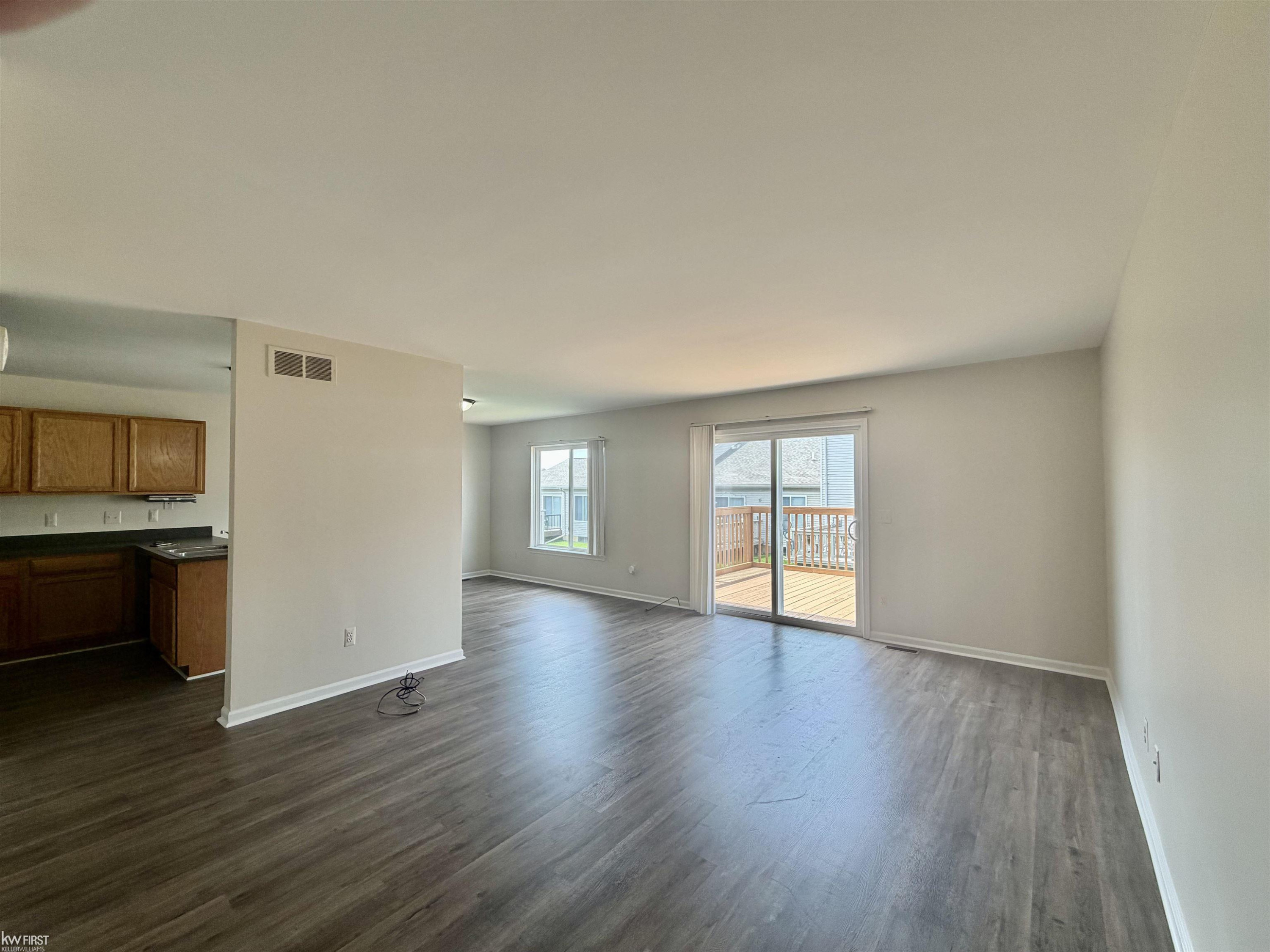 38006 Mitchell Street, Grand Blanc, MI 48439 — Photo 9