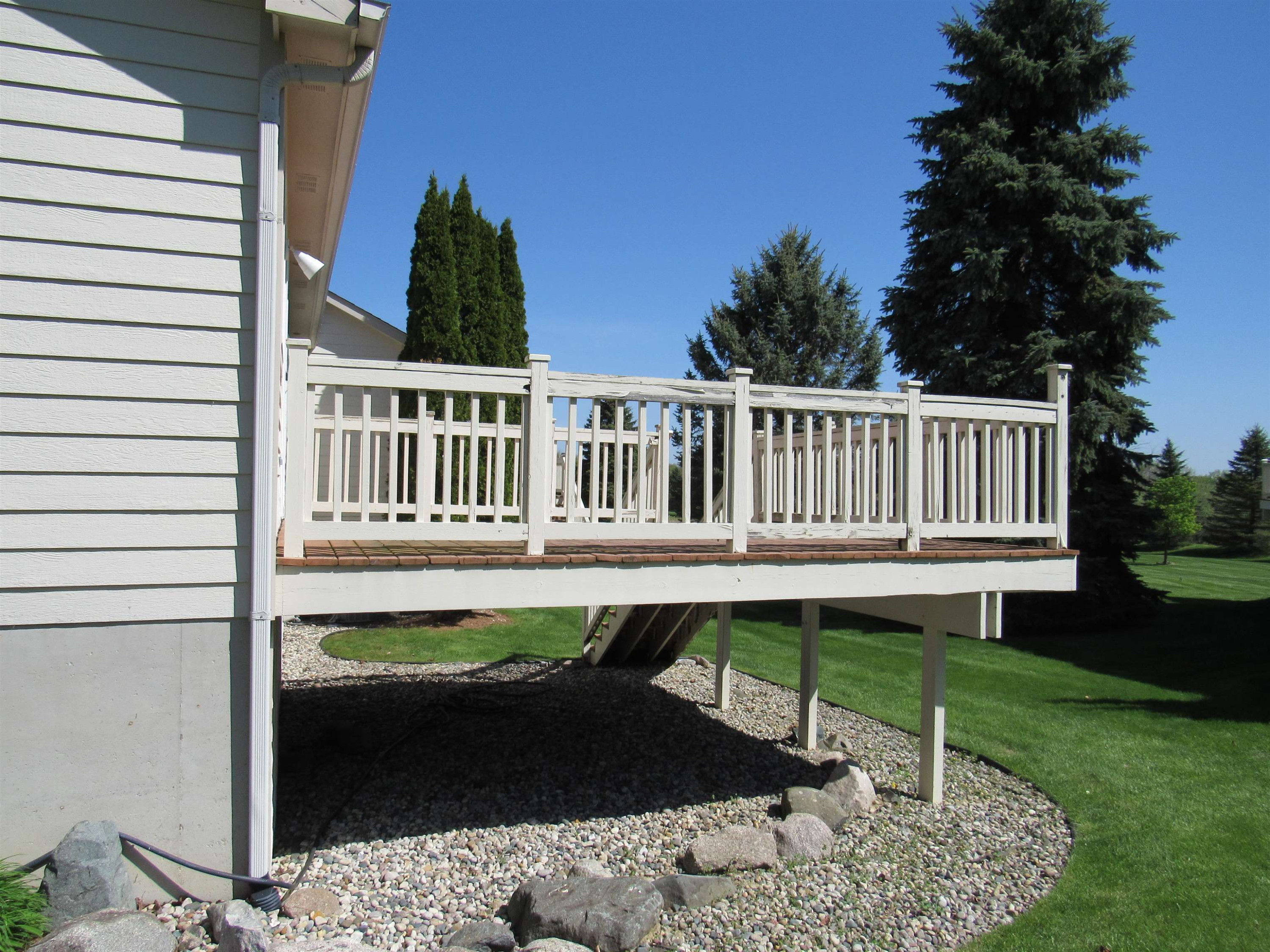 6063 Belmont Ct Court, Grand Blanc, MI 48439 — Photo 3