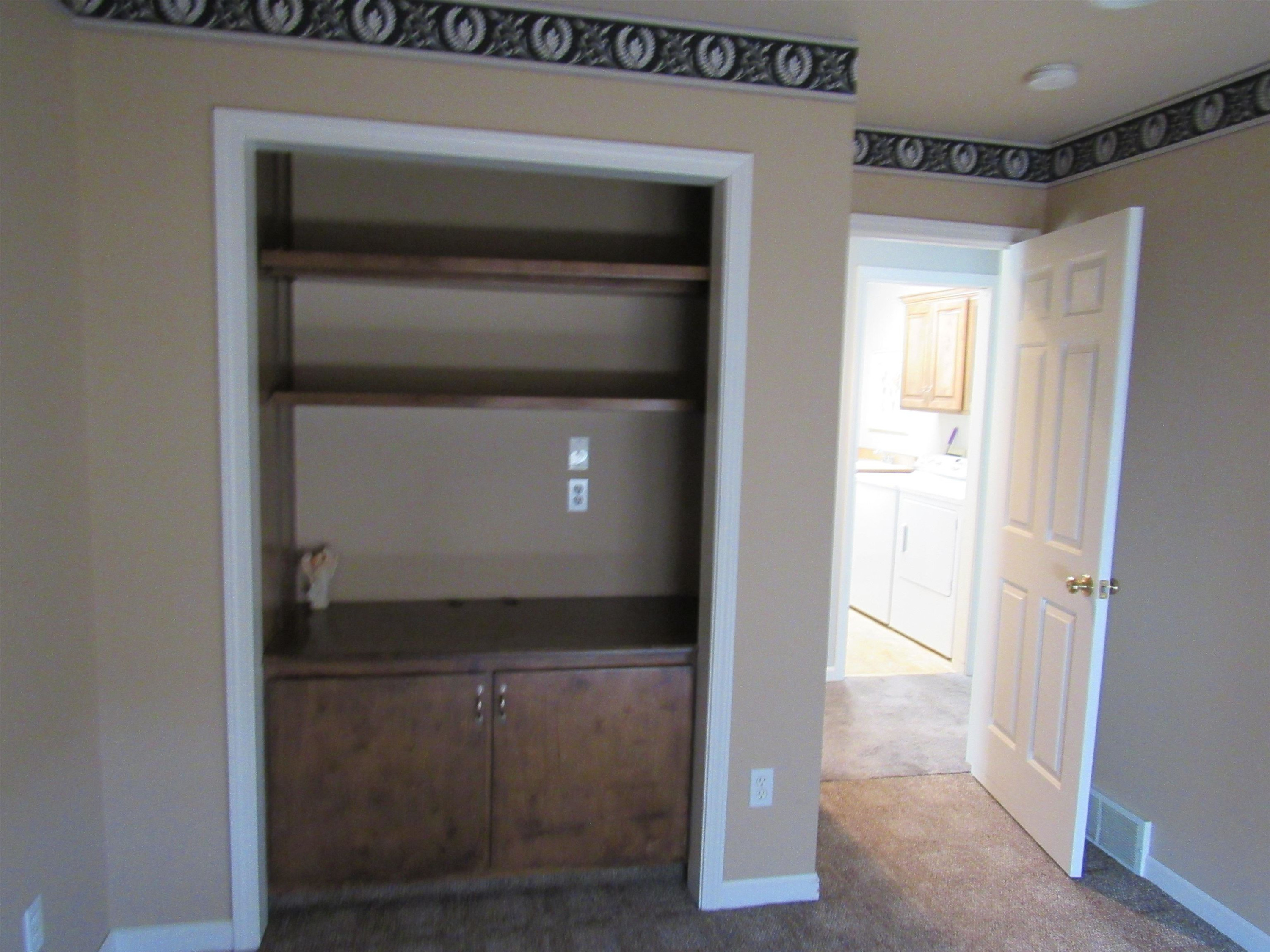 6063 Belmont Ct Court, Grand Blanc, MI 48439 — Photo 14