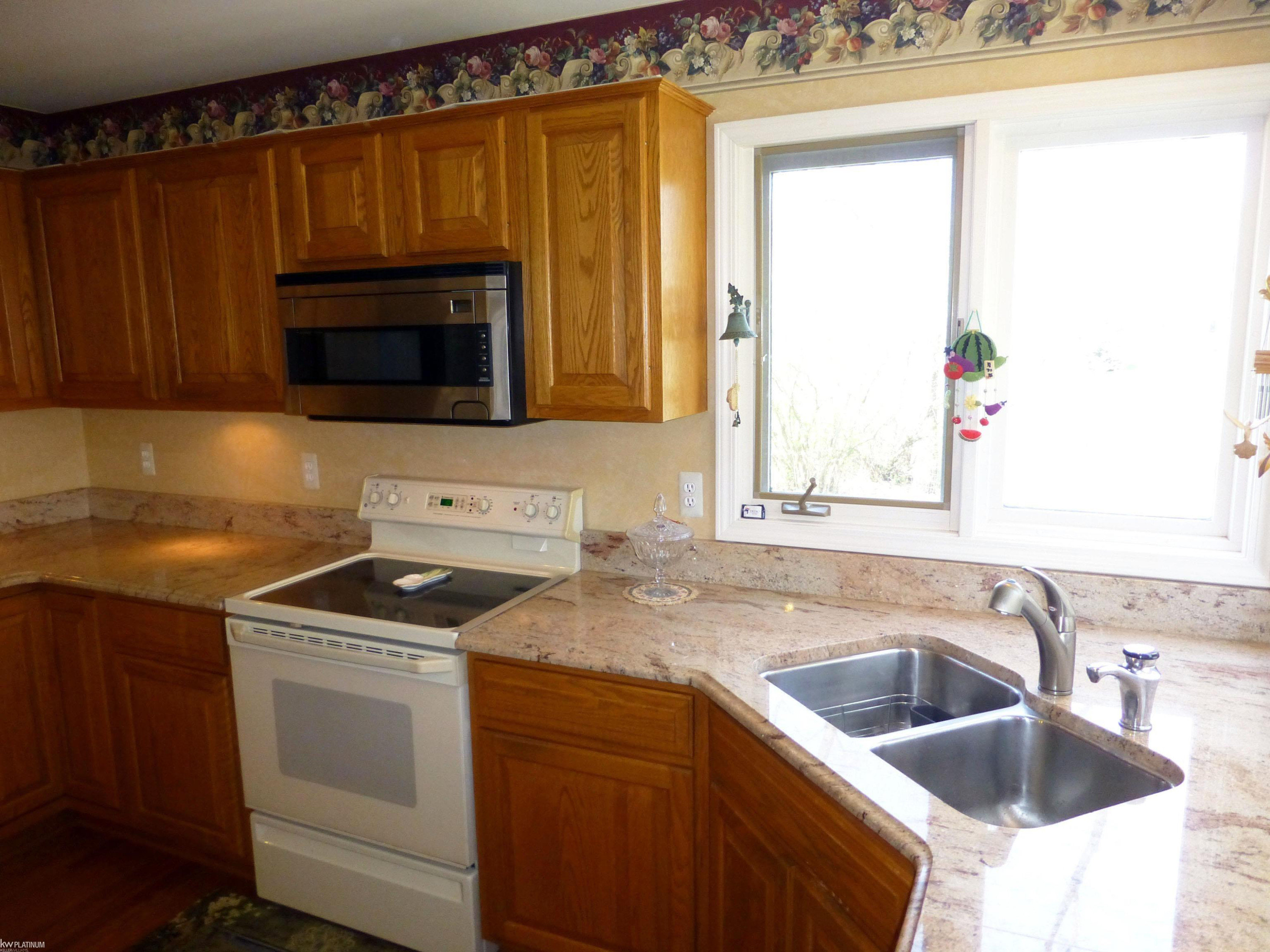 3973 Winslow Drive, Auburn Hills, MI 48326 — Photo 20
