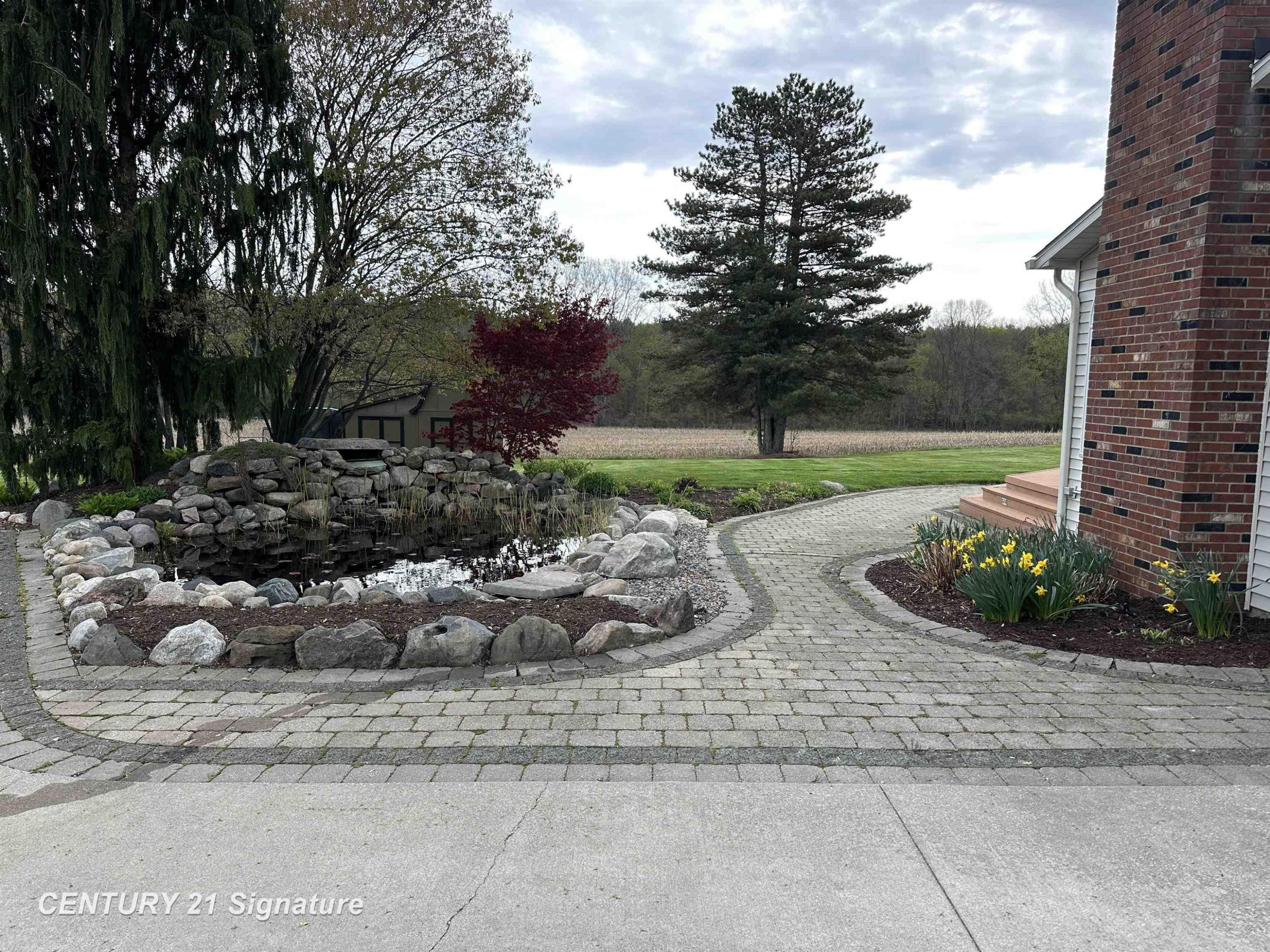 3314 Dillon Road, Flushing, MI 48433 — Photo 11