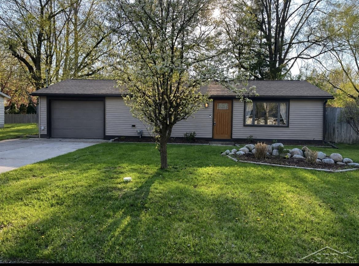 3813 Waldo Avenue, Midland, MI 48640 — front exterior