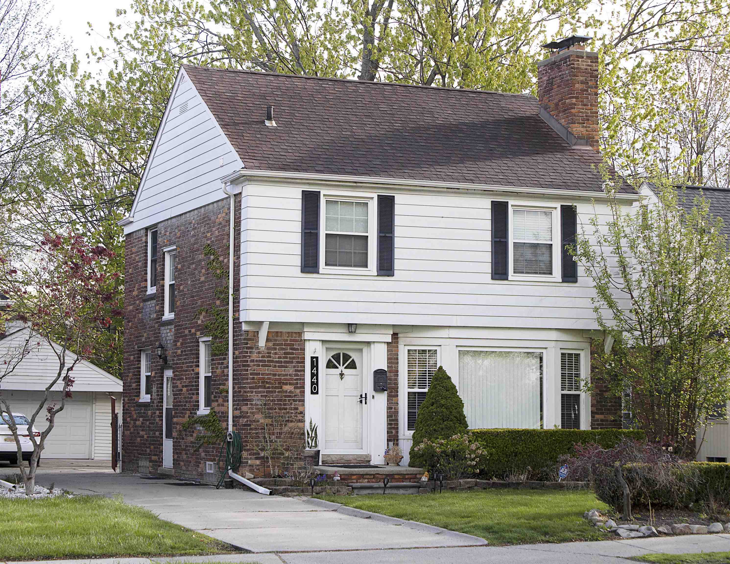 1440 Vernier Road, Grosse Pointe Woods, MI 48236 — Photo 2