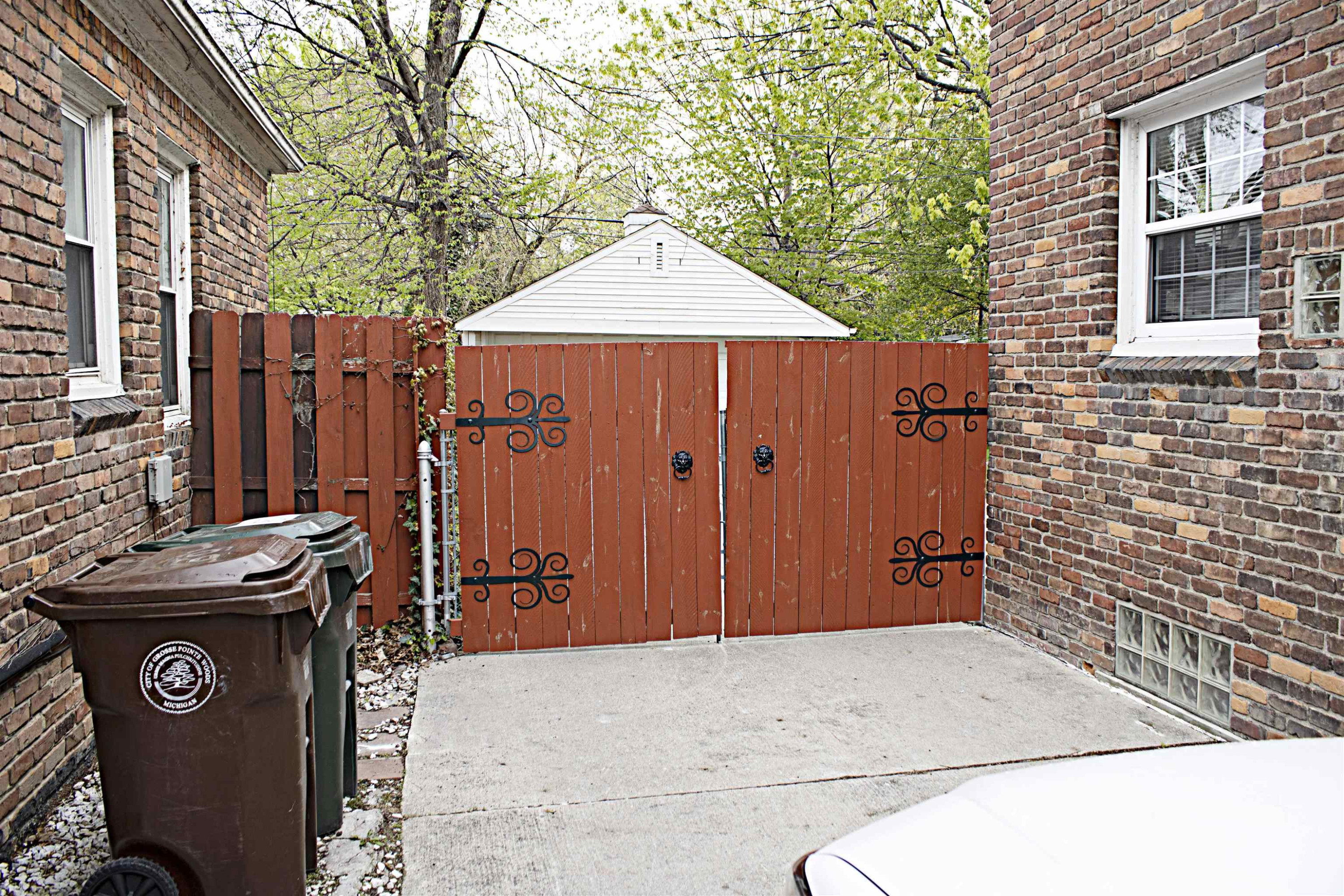 1440 Vernier Road, Grosse Pointe Woods, MI 48236 — Photo 3