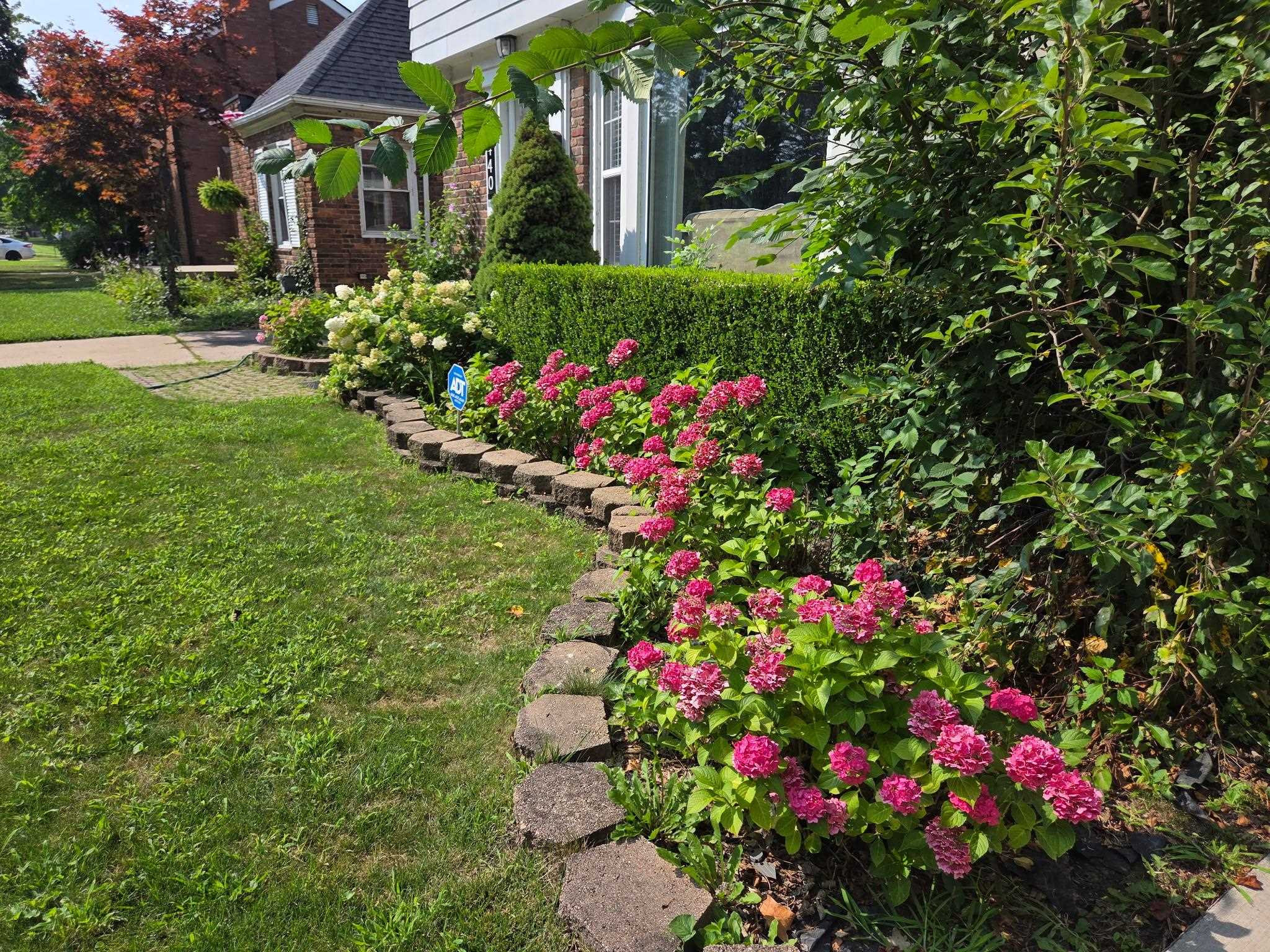 1440 Vernier Road, Grosse Pointe Woods, MI 48236 — Photo 7