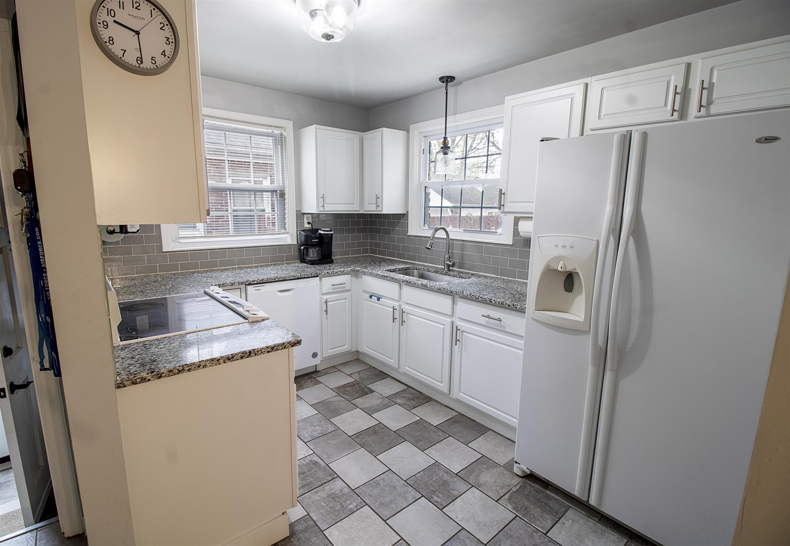 1440 Vernier Road, Grosse Pointe Woods, MI 48236 — Photo 18