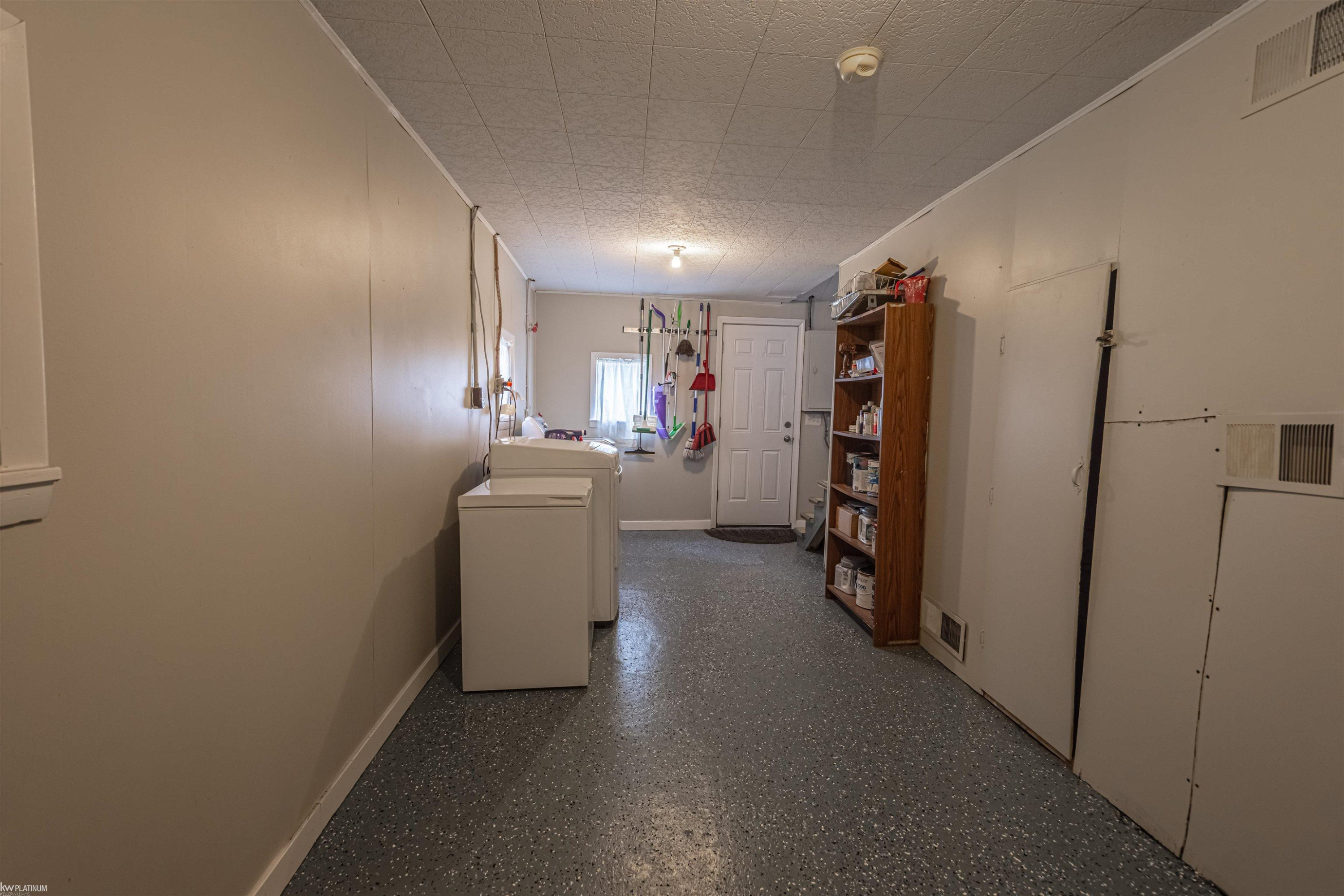741 17th Street, Port Huron, MI 48060 — Photo 15