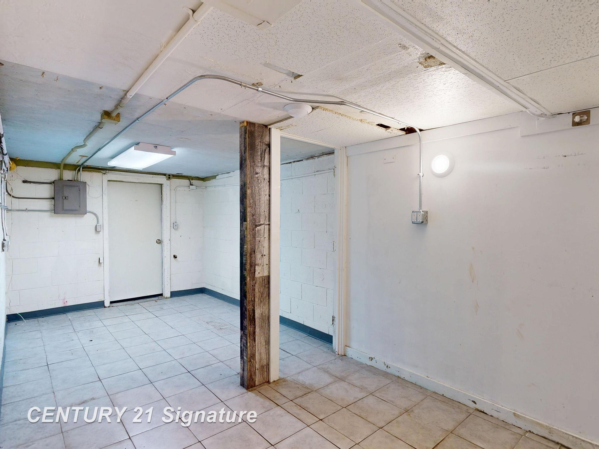 134 W Main Street, Midland, MI 48640 — Photo 12