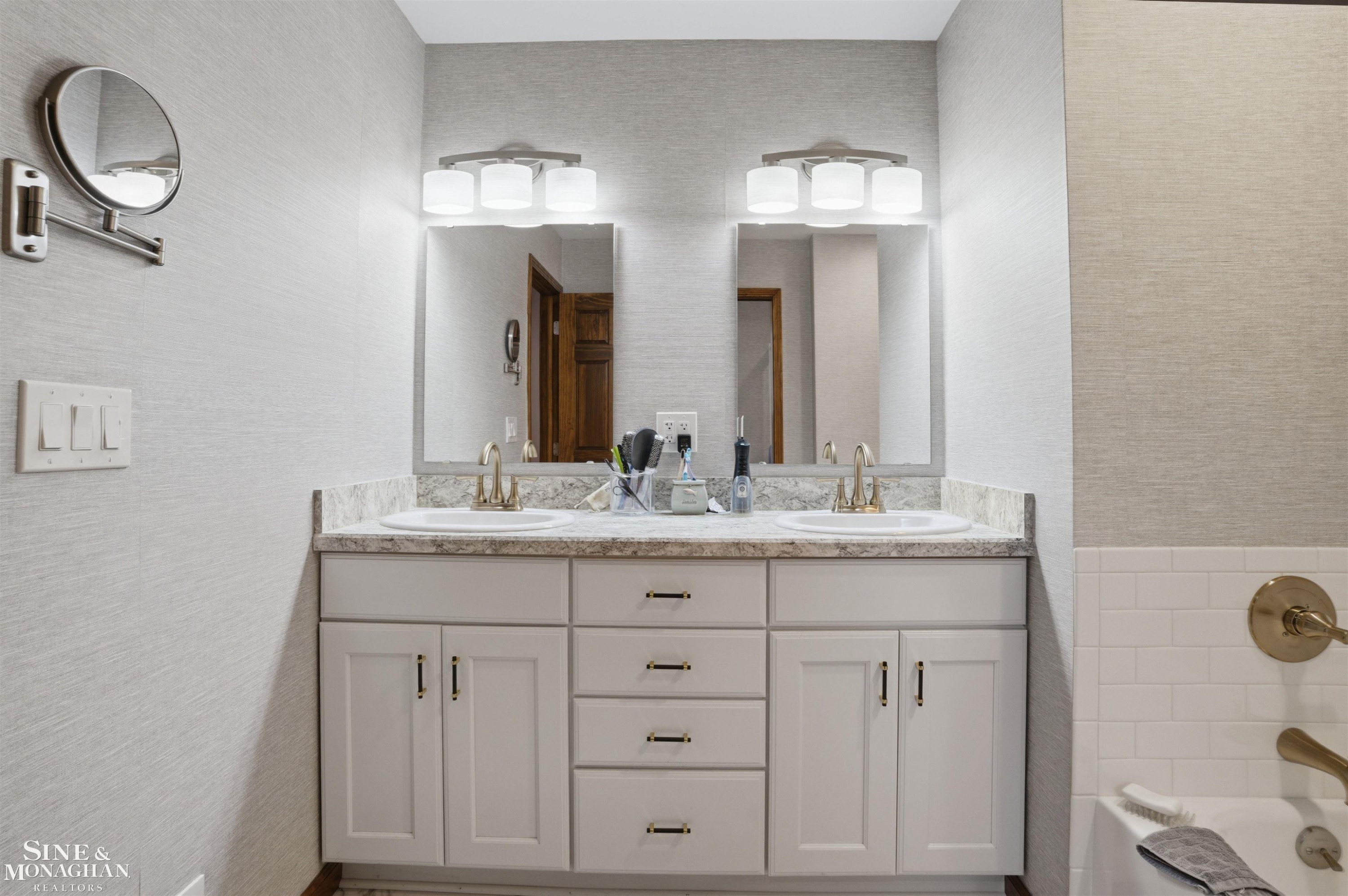 668 S Bartlett Road, MI 48079 — Photo 30