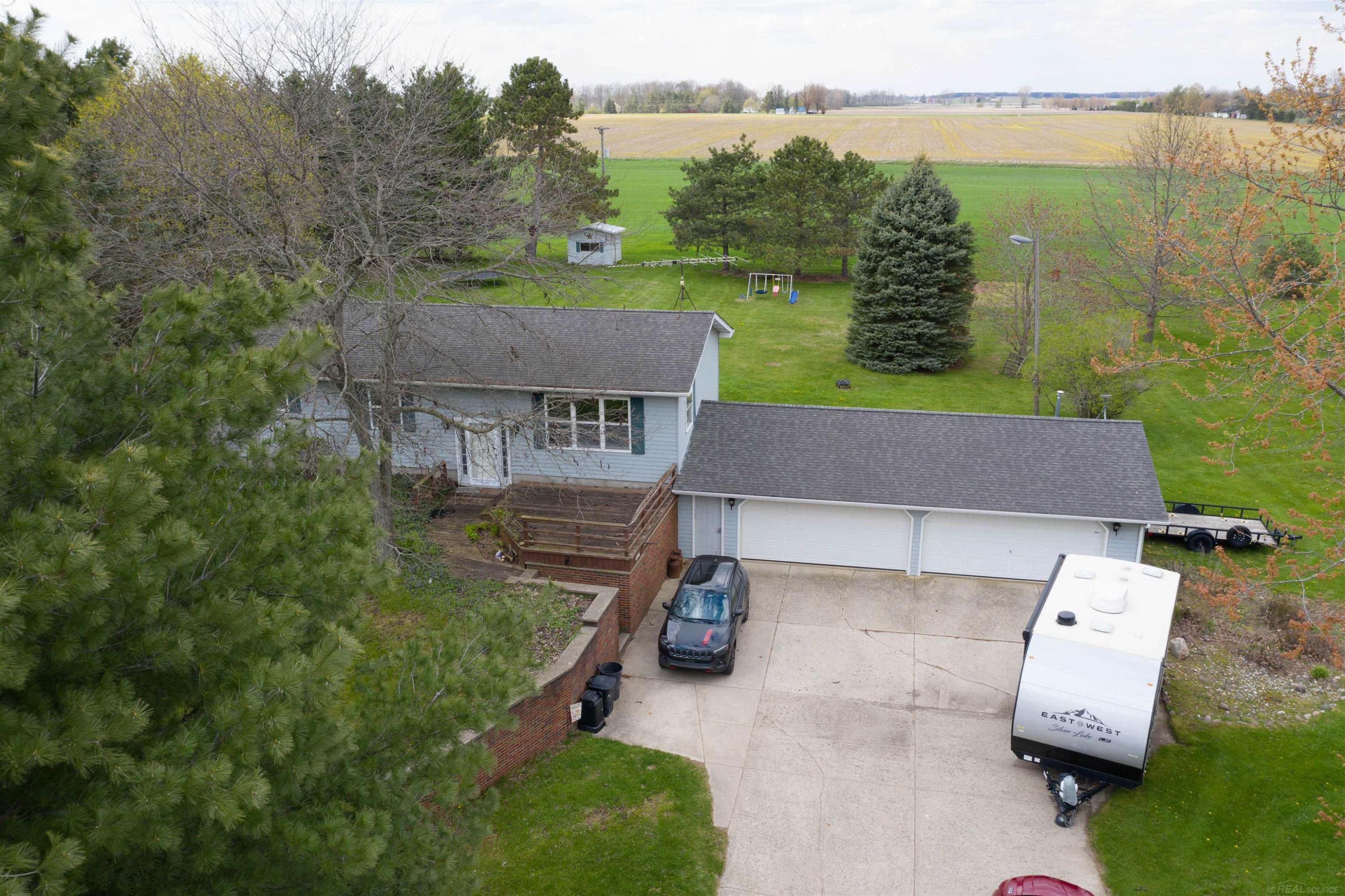 5820 Lynd Road, Marlette, MI 48453 — Photo 2