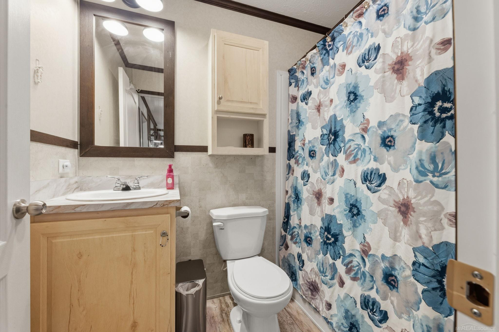 1401 Juniper Court, MI — Photo 19