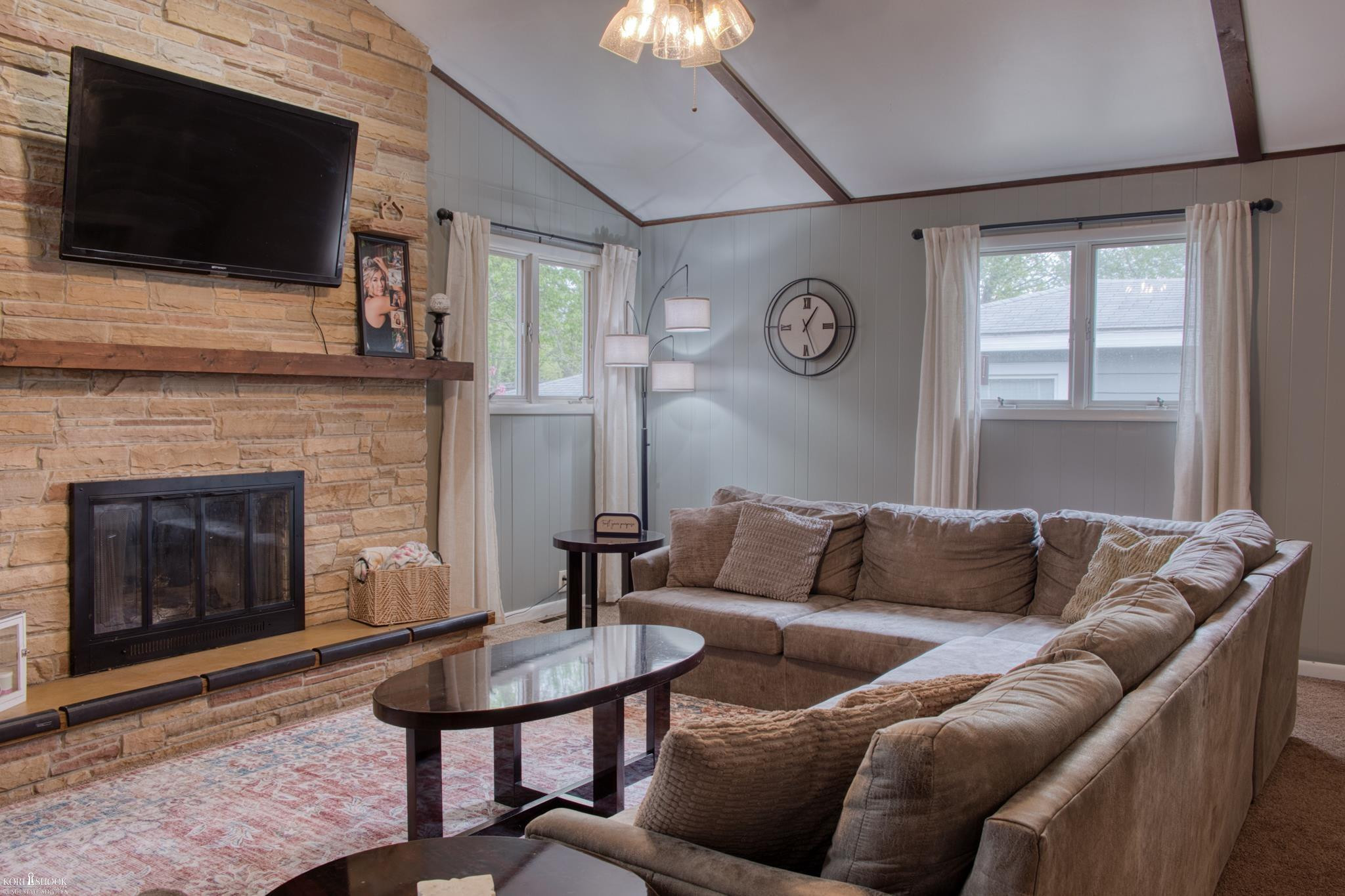 738 Woodlawn Avenue, Owosso, MI 48867 — Photo 10