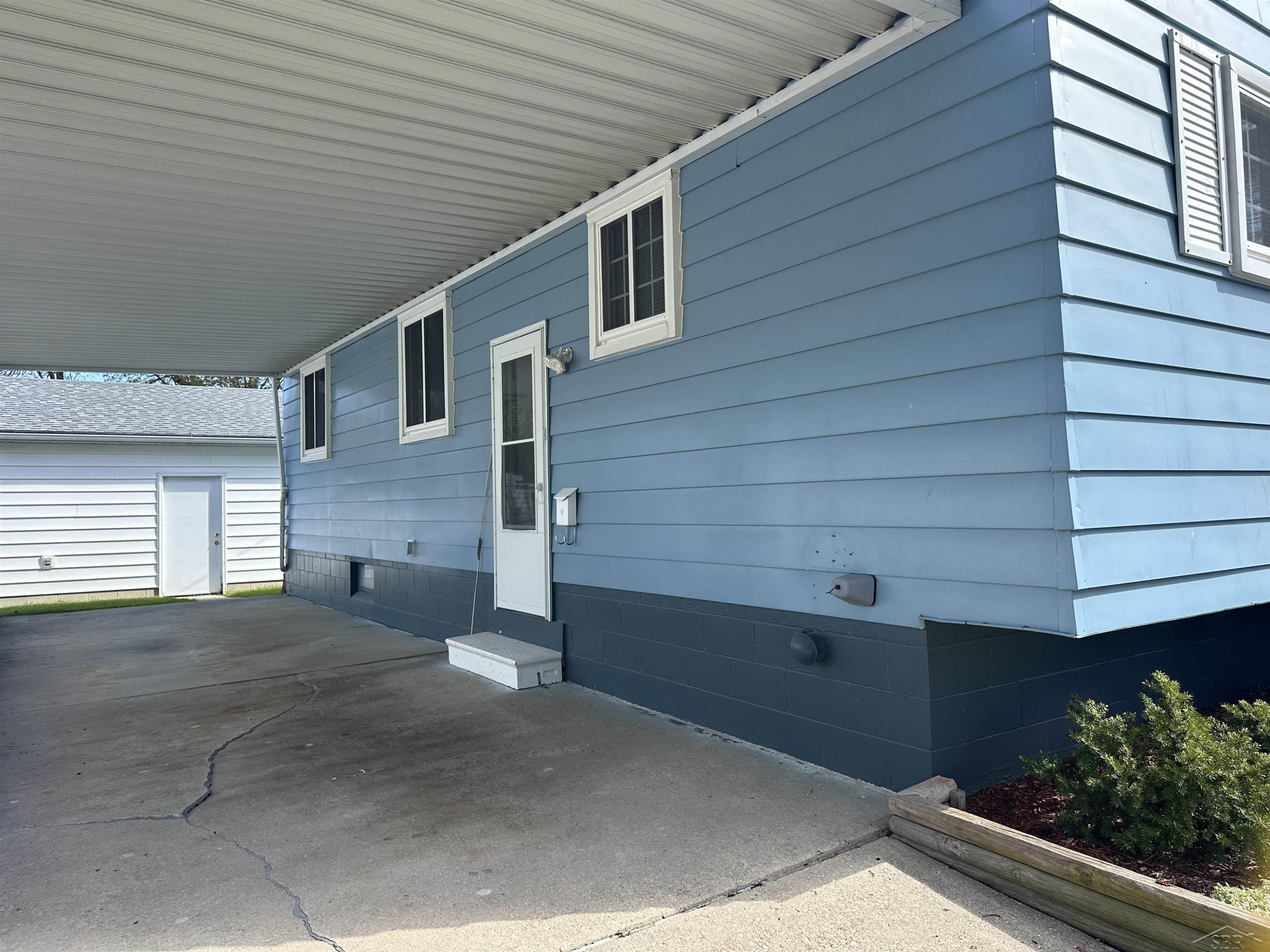 1215 Marchand Street, Bay City, MI 48706 — Photo 39