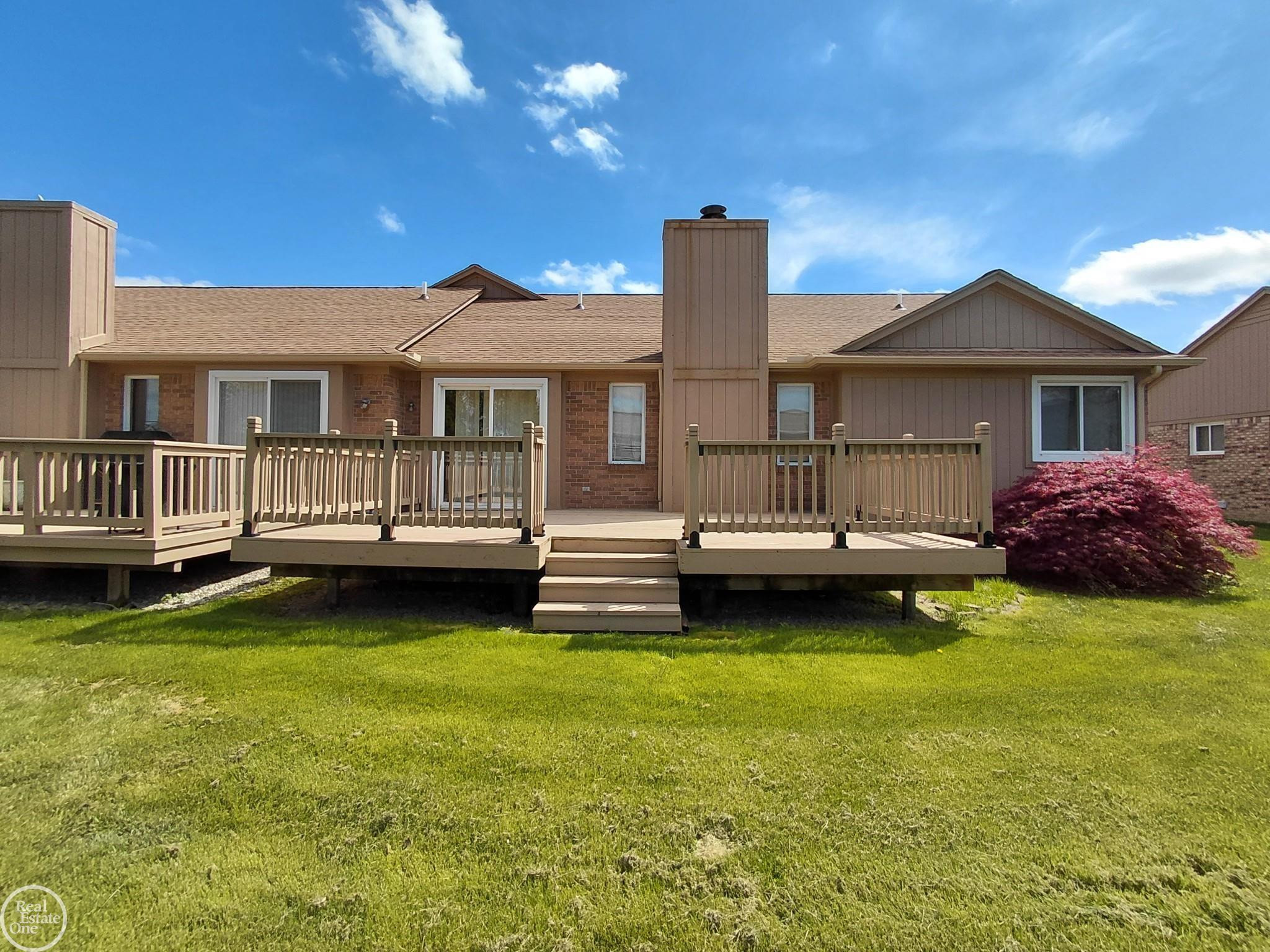 16705 Kyla Drive, 25 / 9, Clinton Twp, MI 48038 — Photo 2