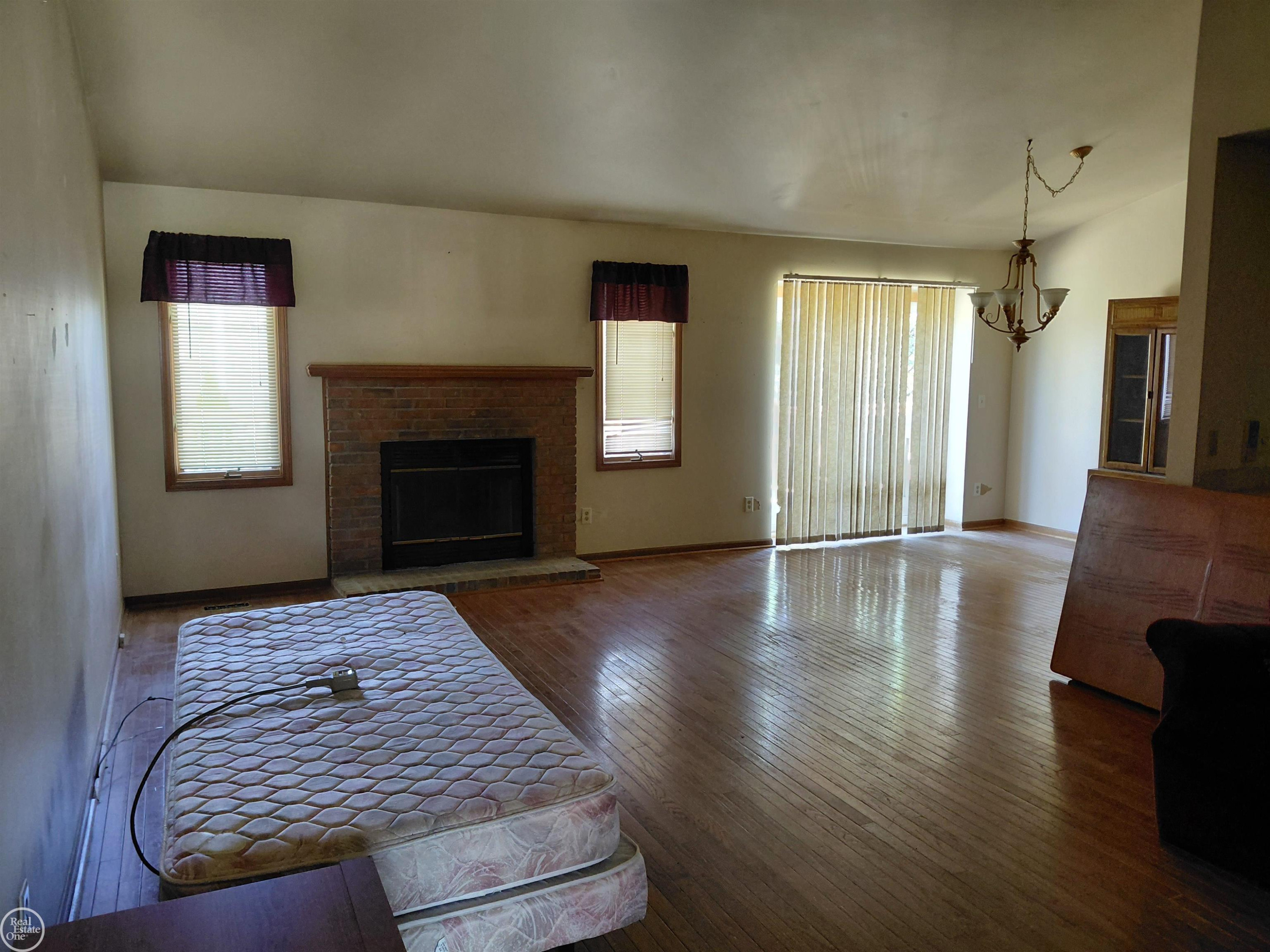 16705 Kyla Drive, 25 / 9, Clinton Twp, MI 48038 — Photo 3
