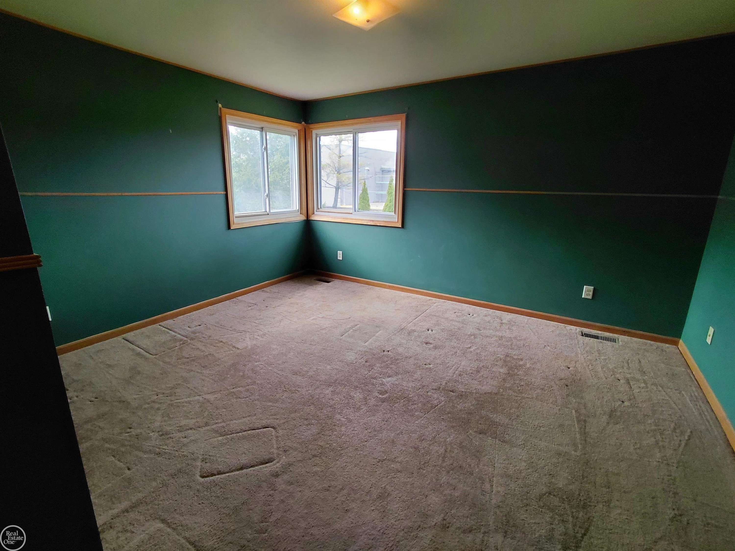 16705 Kyla Drive, 25 / 9, Clinton Twp, MI 48038 — Photo 16