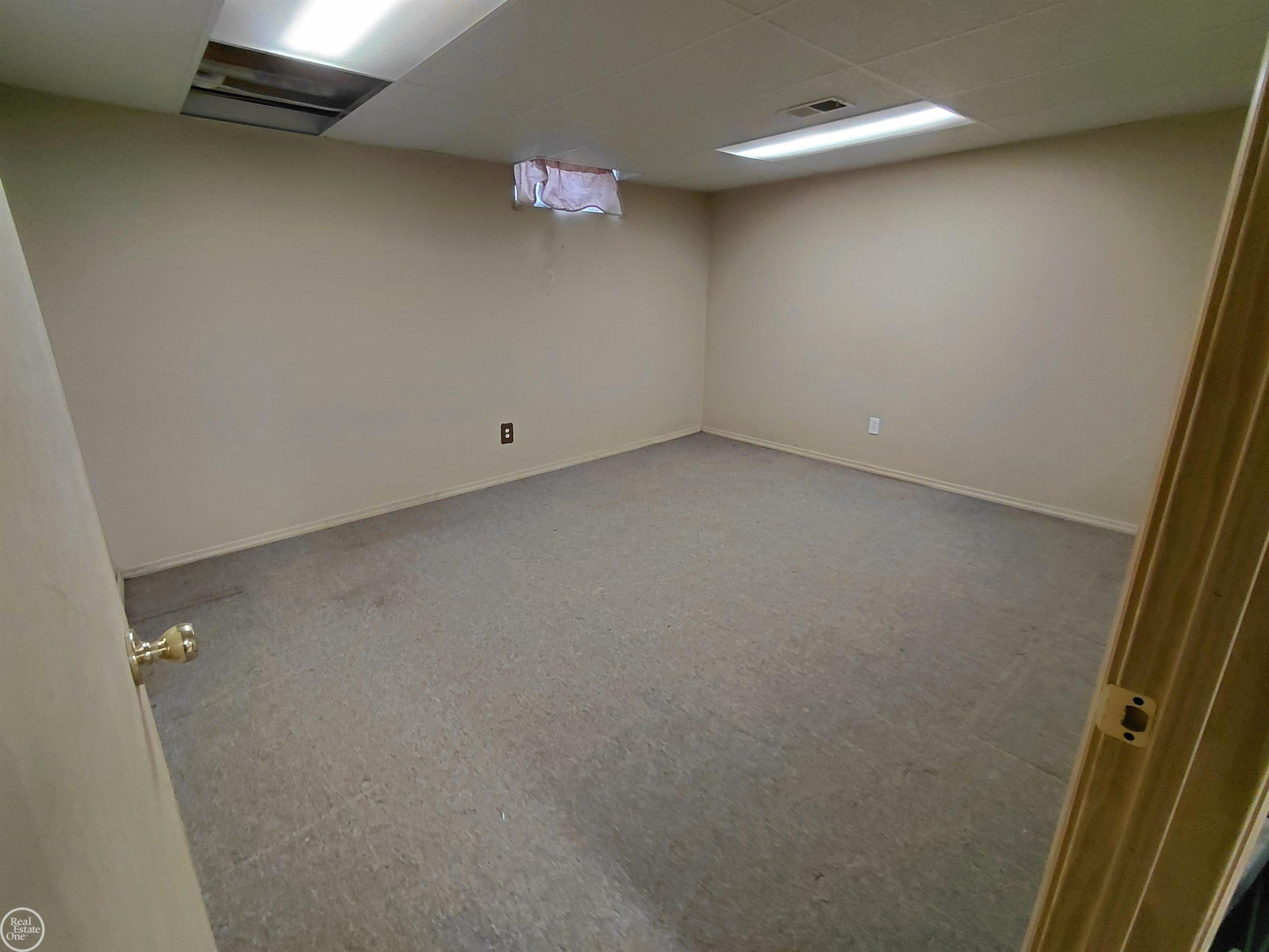 16705 Kyla Drive, 25 / 9, Clinton Twp, MI 48038 — Photo 22