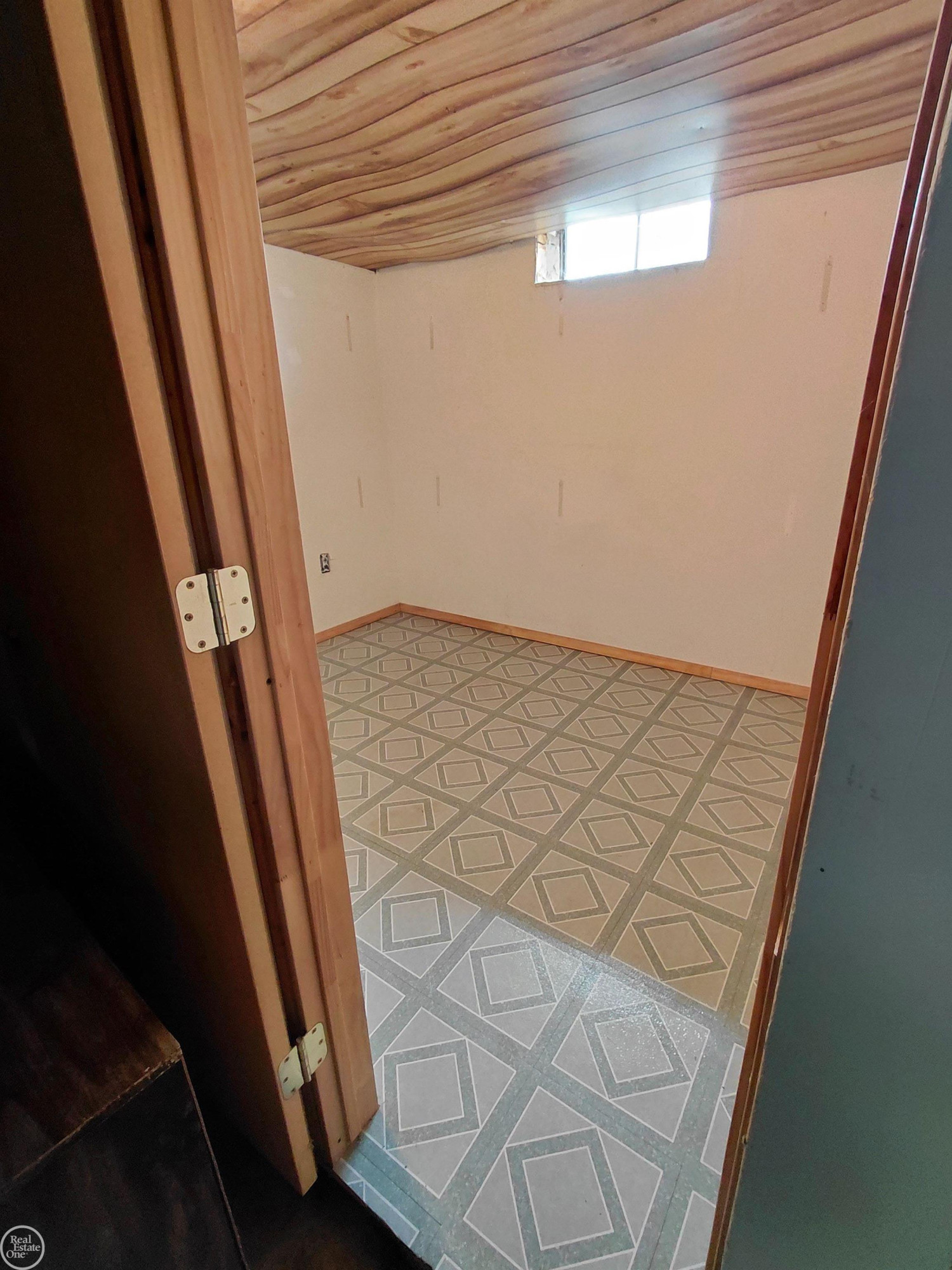 16705 Kyla Drive, 25 / 9, Clinton Twp, MI 48038 — Photo 24