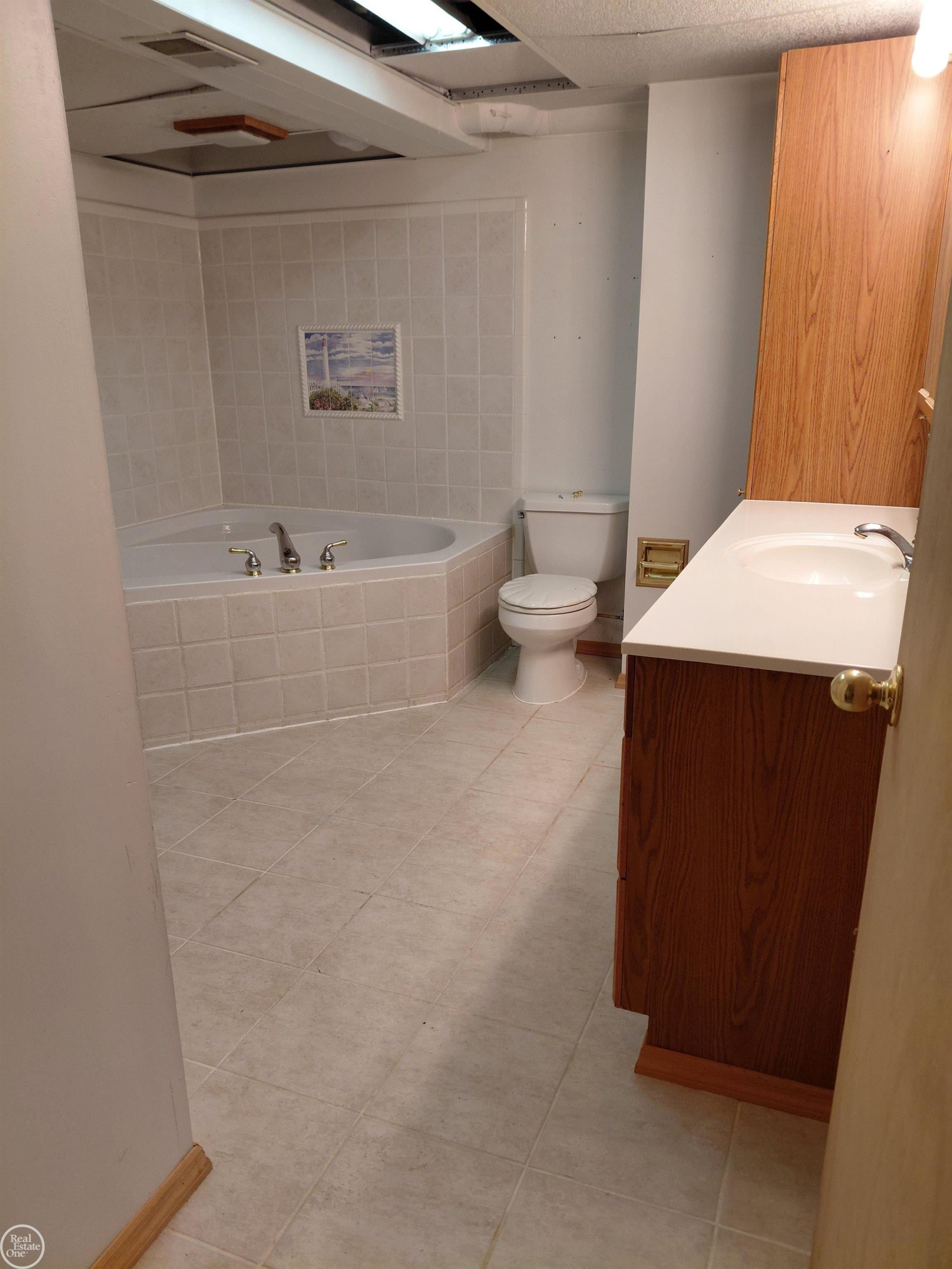 16705 Kyla Drive, 25 / 9, Clinton Twp, MI 48038 — Photo 29