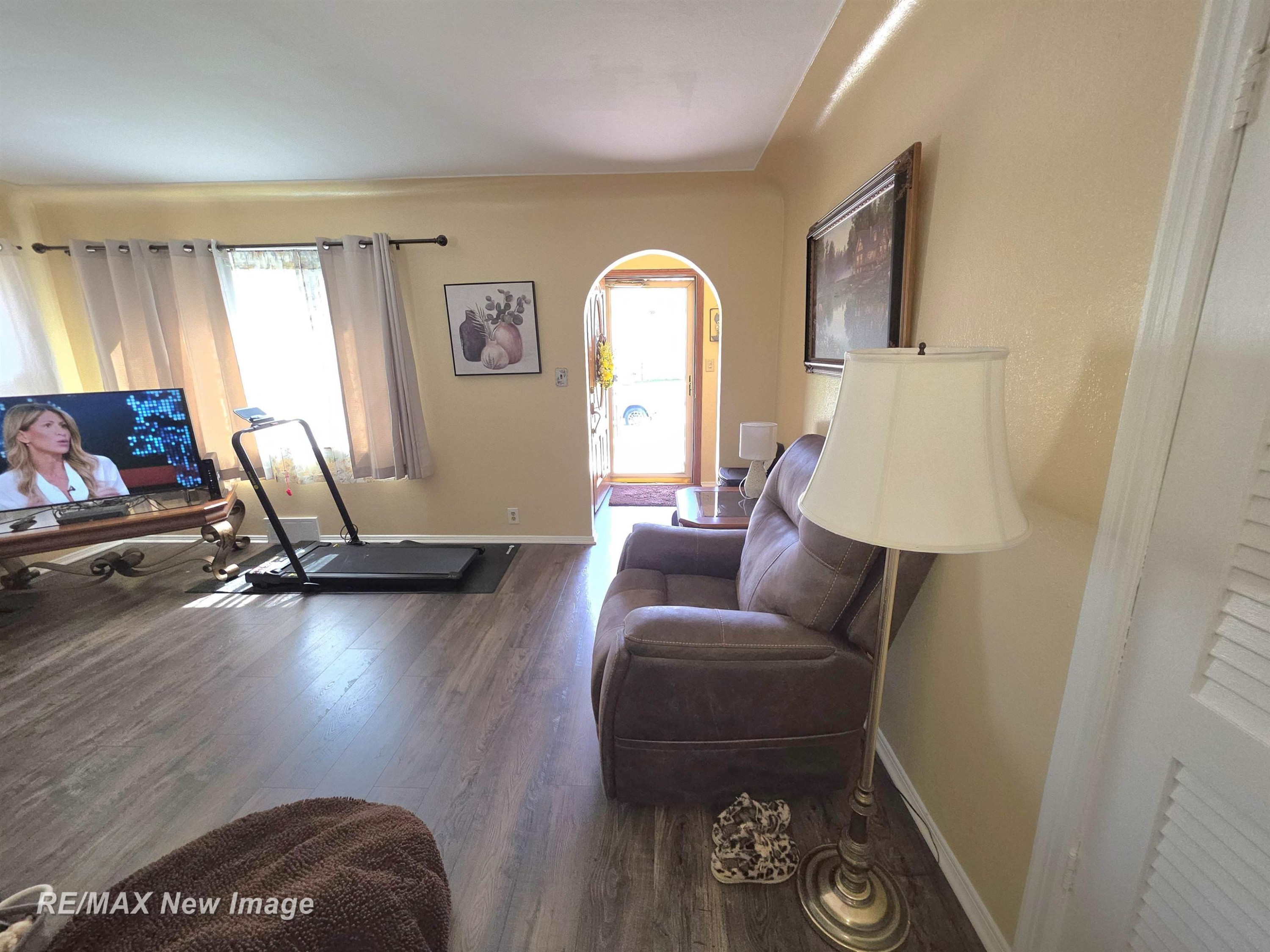 2906 Brandon Street, Flint, MI 48503 — Photo 14