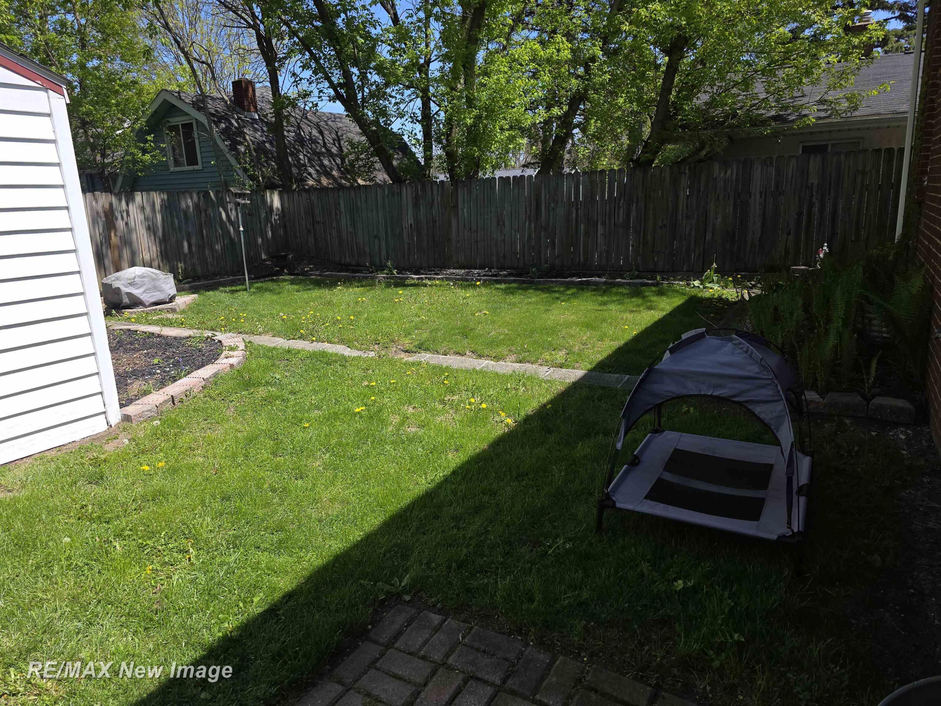 2906 Brandon Street, Flint, MI 48503 — Photo 38