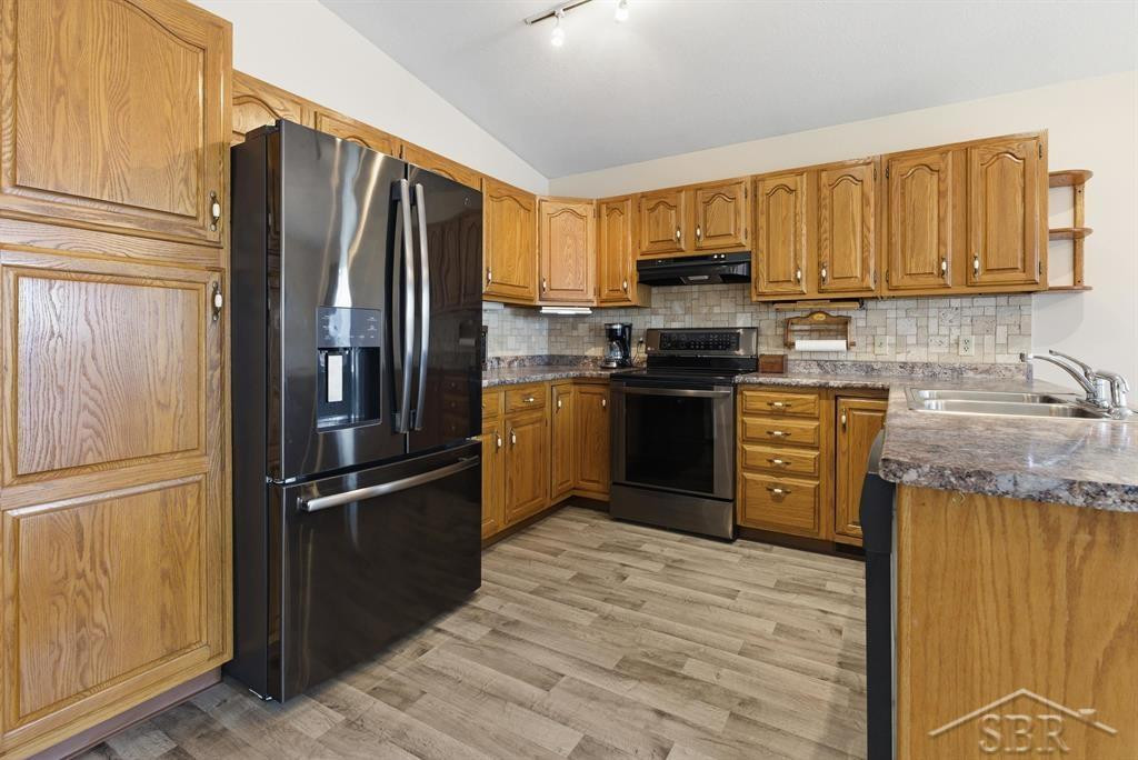 5092 N Lake Sanford Road, Sanford, MI 48657 — Photo 8